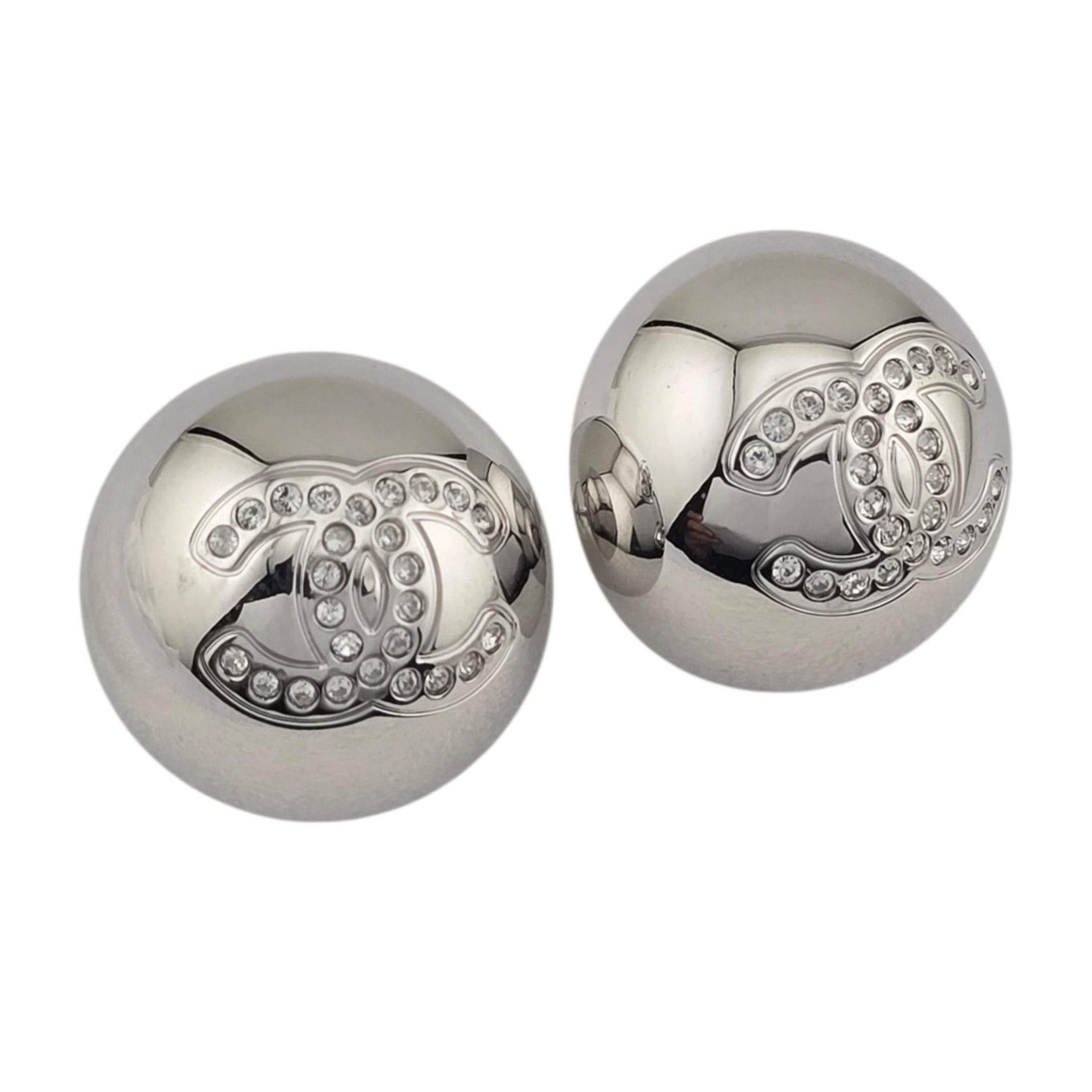 Chanel CC Silver Metal Crystal Round Earrings 2026 CHANEL