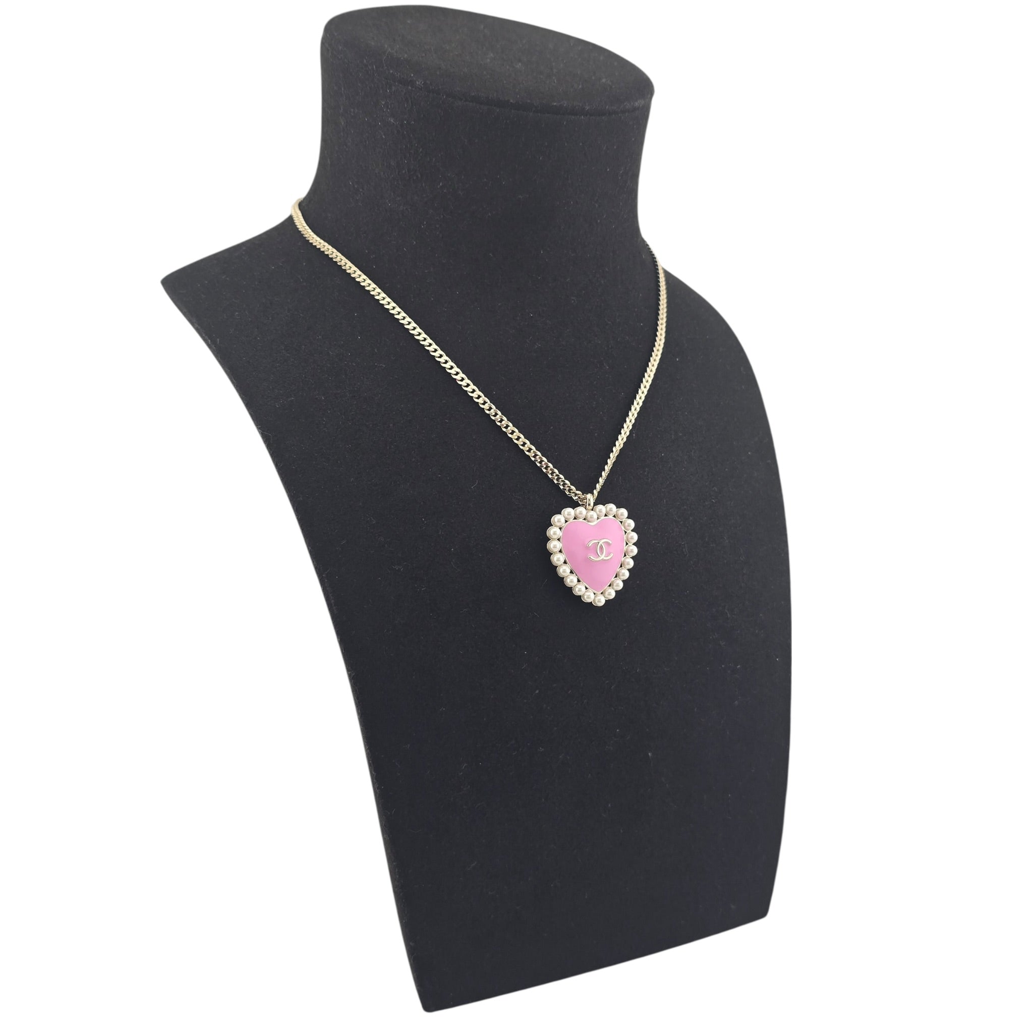 Chanel CC Pink Gold Heart Faux Pearl Necklace 2025 CHANEL
