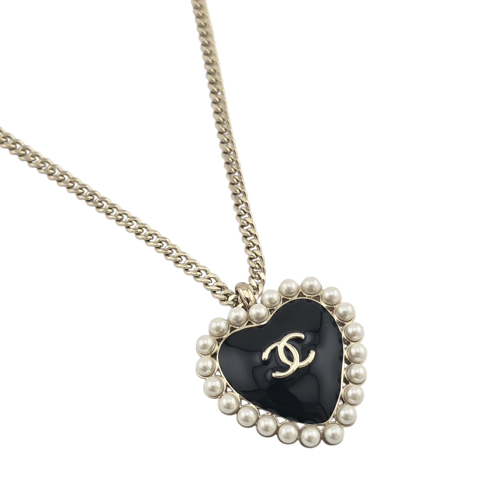 Chanel CC Black Gold Heart Faux Pearl Necklace 2025 CHANEL