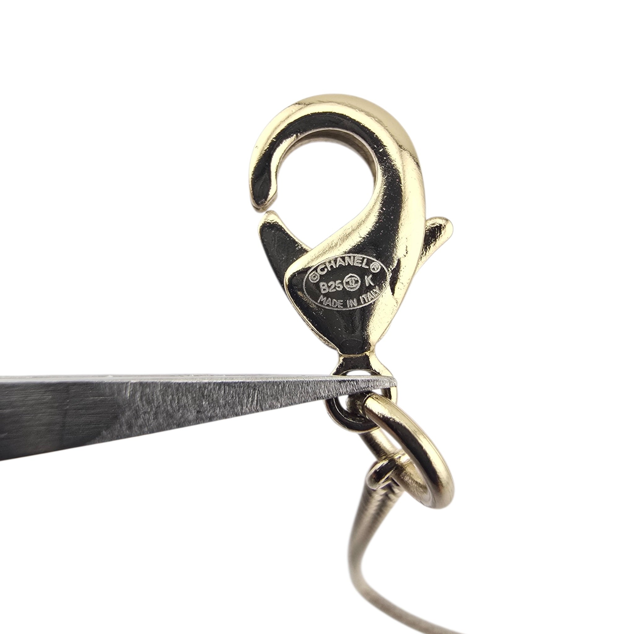 Chanel CC Bow Gold Necklace CHANEL