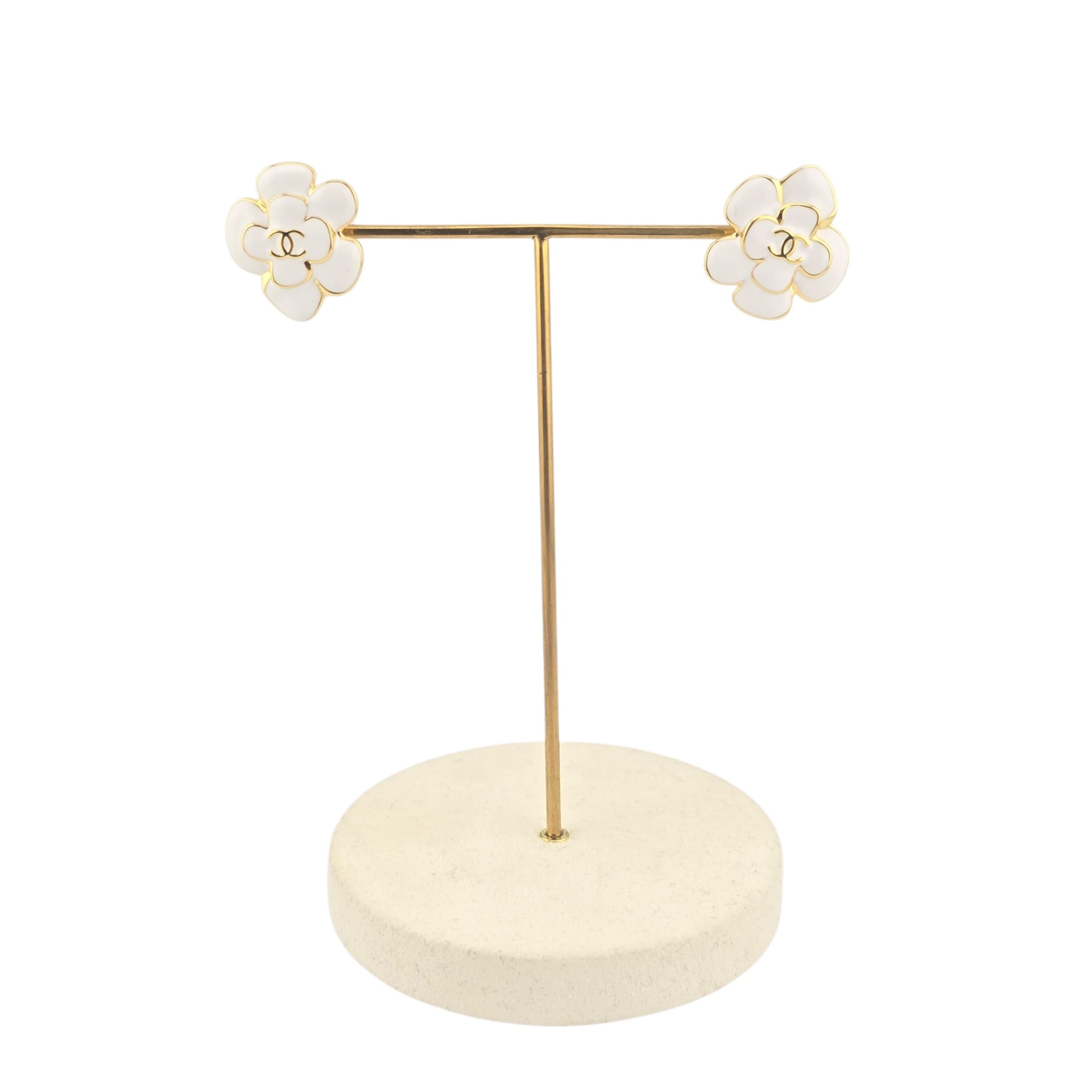 Chanel CC White Gold Resin Camellia Earrings 2026 CHANEL