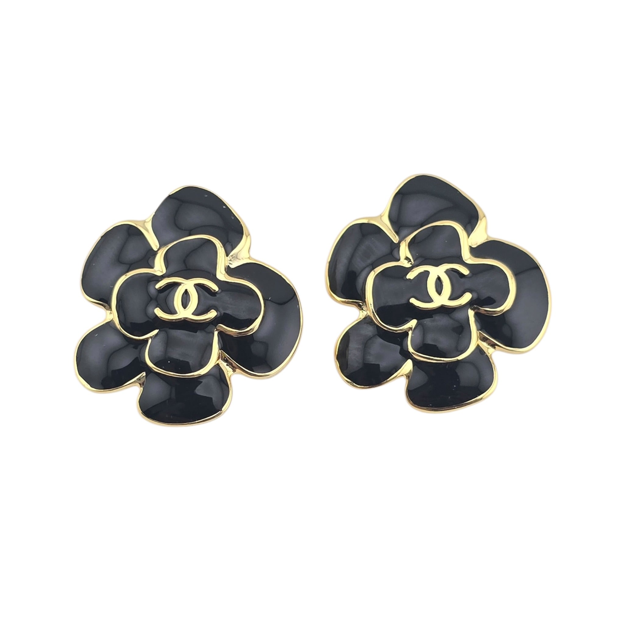 Chanel CC Black Gold Enamel Camellia Earrings 2026 CHANEL