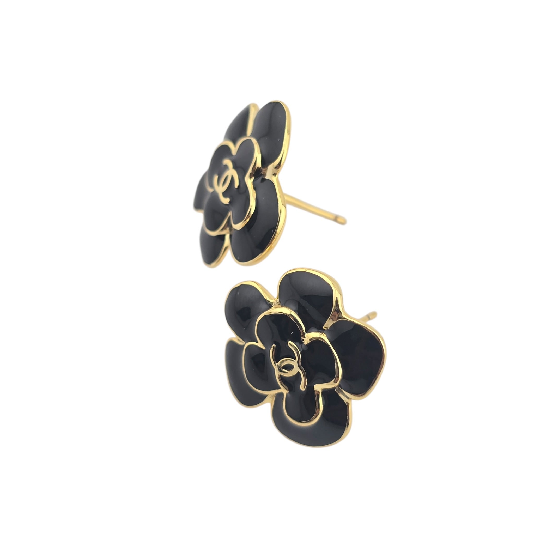 Chanel CC Black Gold Enamel Camellia Earrings 2026 CHANEL