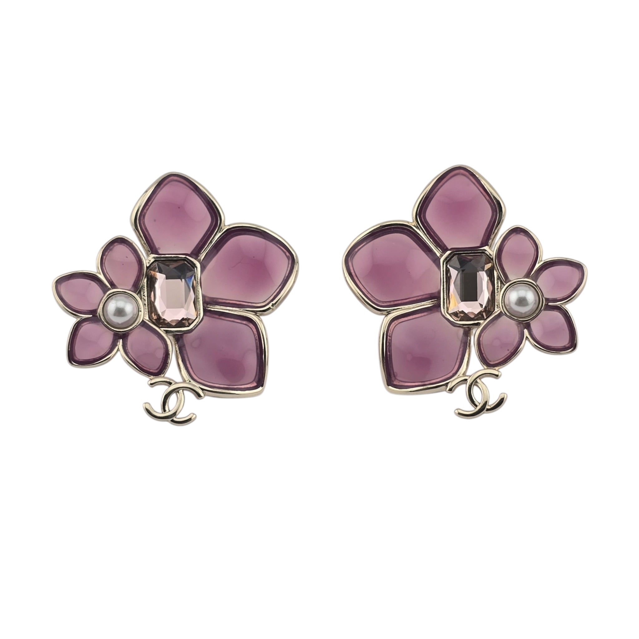 Chanel CC Pink Crystal Stud Flower Earrings 2026 CHANEL
