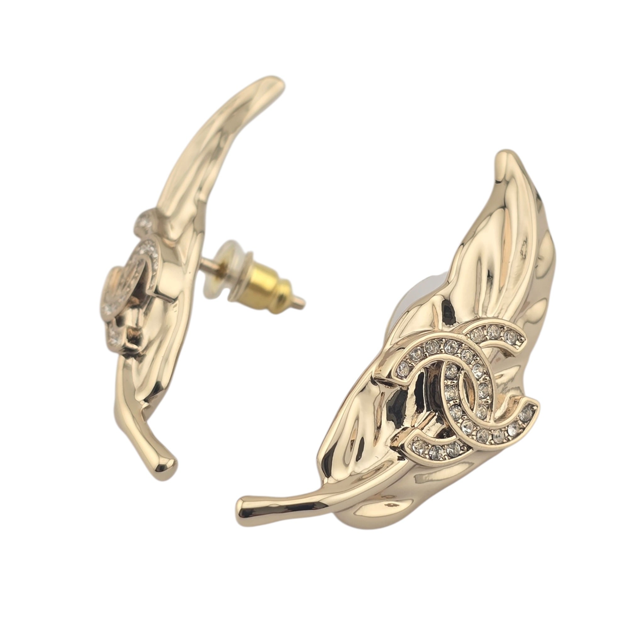Chanel CC Gold Leaf Earrings 2026 CHANEL