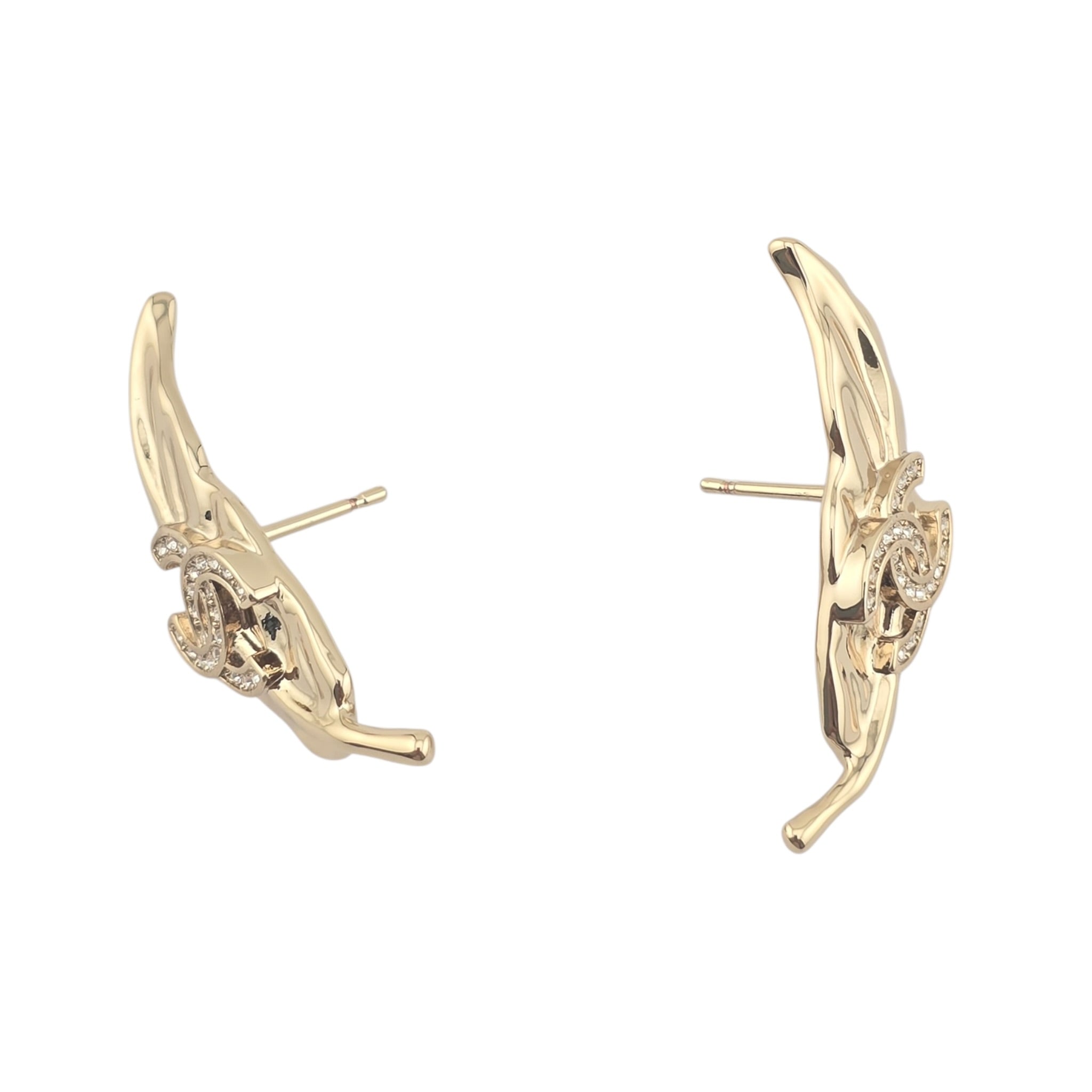 Chanel CC Gold Leaf Earrings 2026 CHANEL
