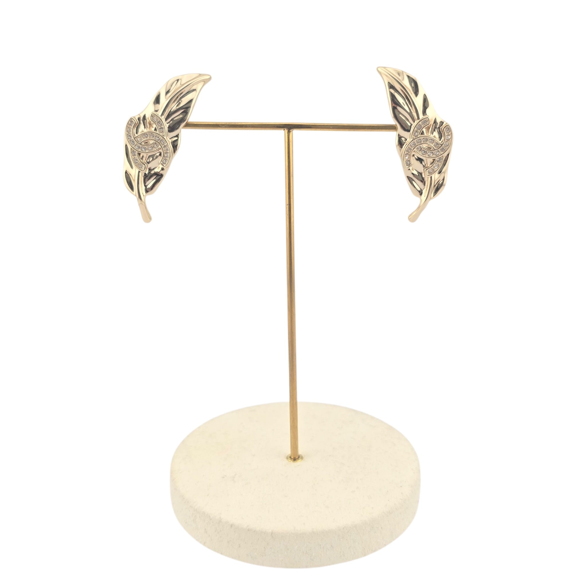 Chanel CC Gold Leaf Earrings 2026 CHANEL