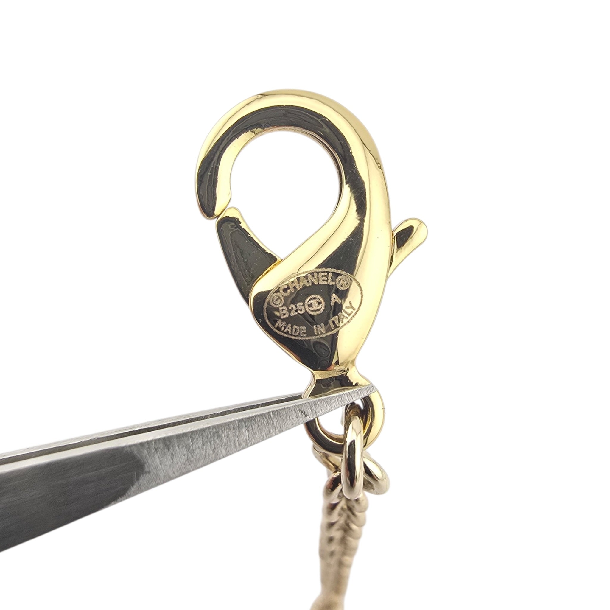 Chanel CC Pink Resin Pendant Necklace 25SS CHANEL