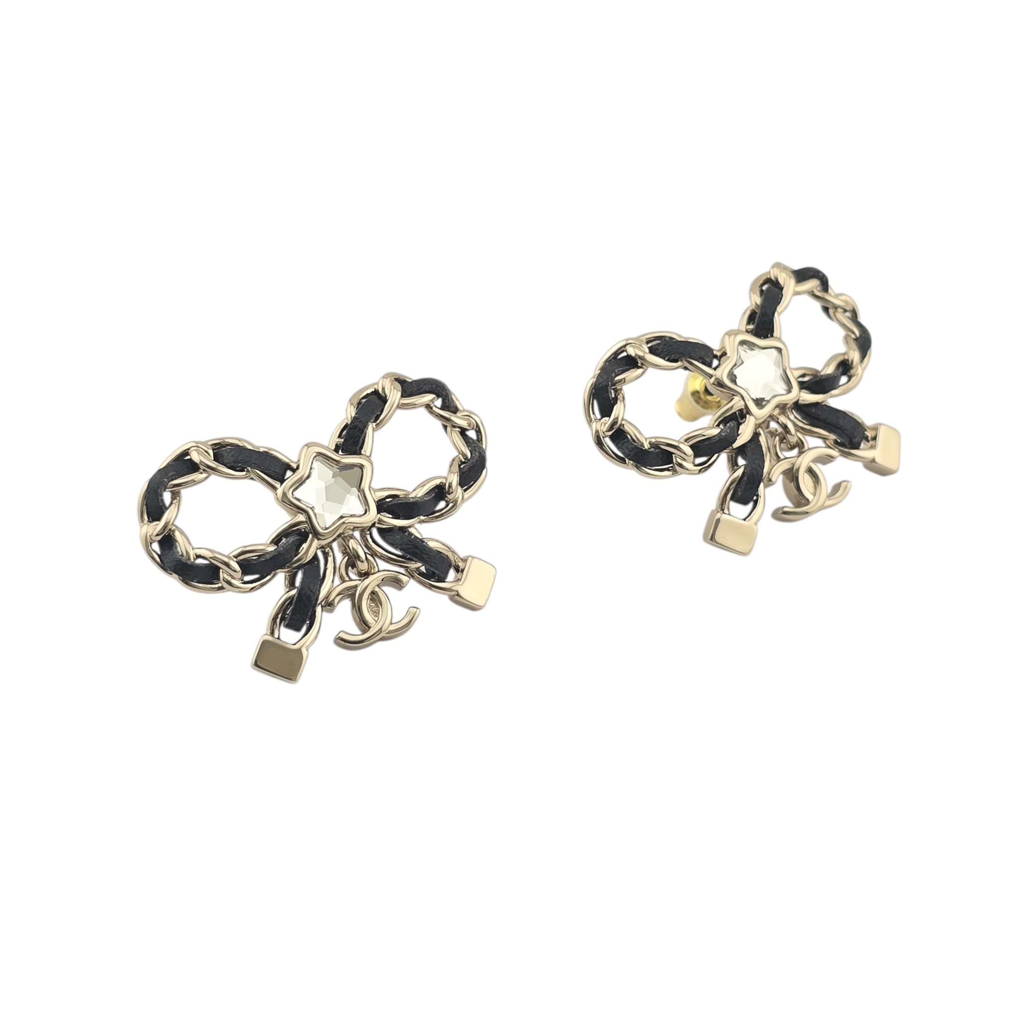 CHANEL CC BOW LEATHER GOLD EARRINGS 2025 CHANEL