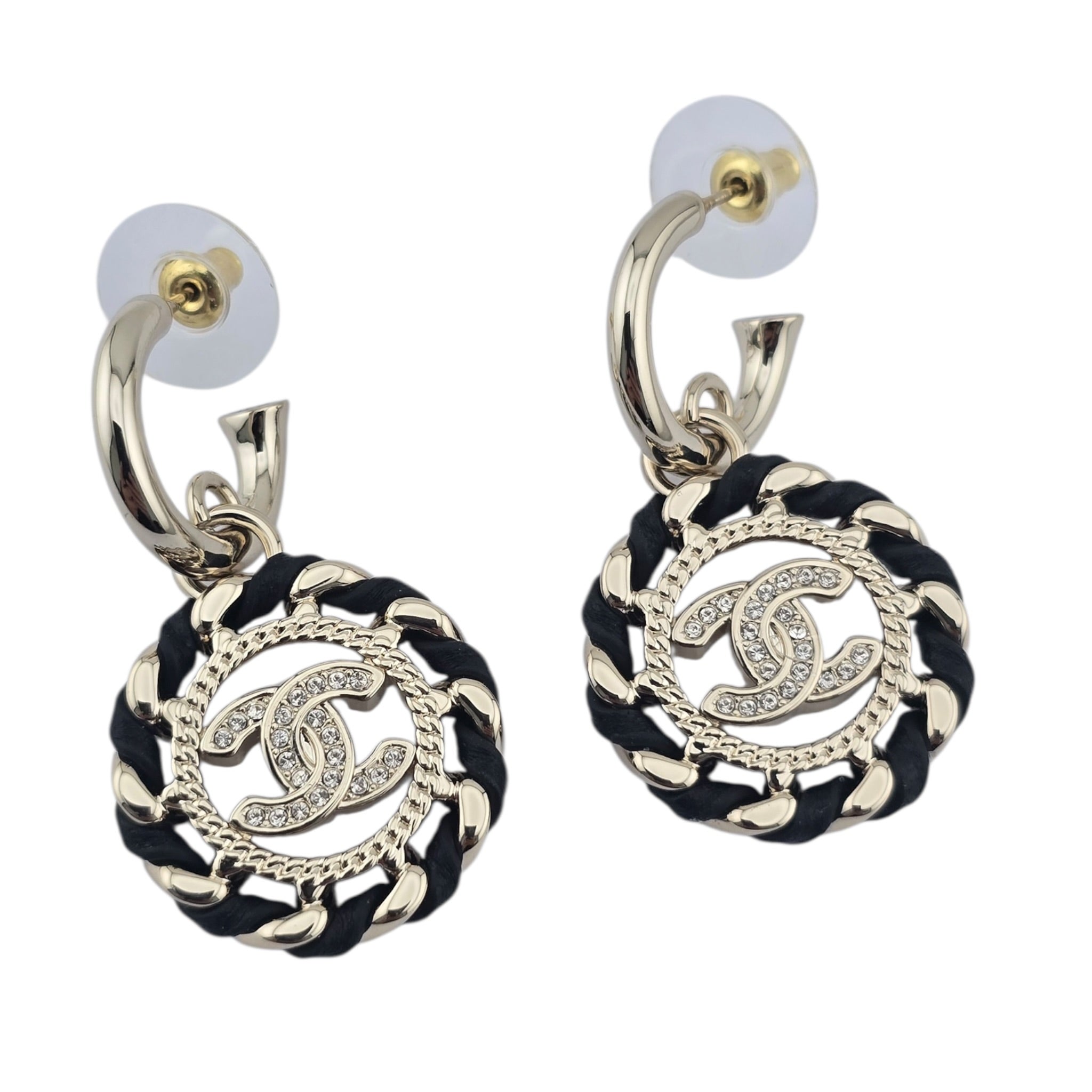 Chanel CC Round Pendant Gold Earrings 2026 CHANEL
