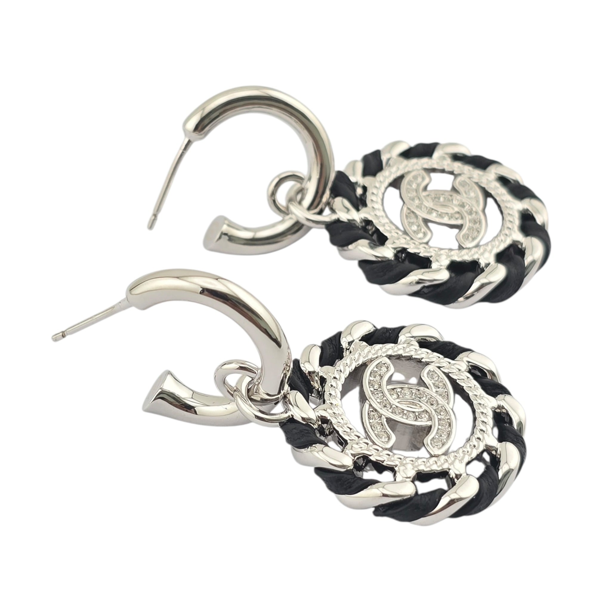Chanel CC Round Pendant Silver Earrings 2026 CHANEL