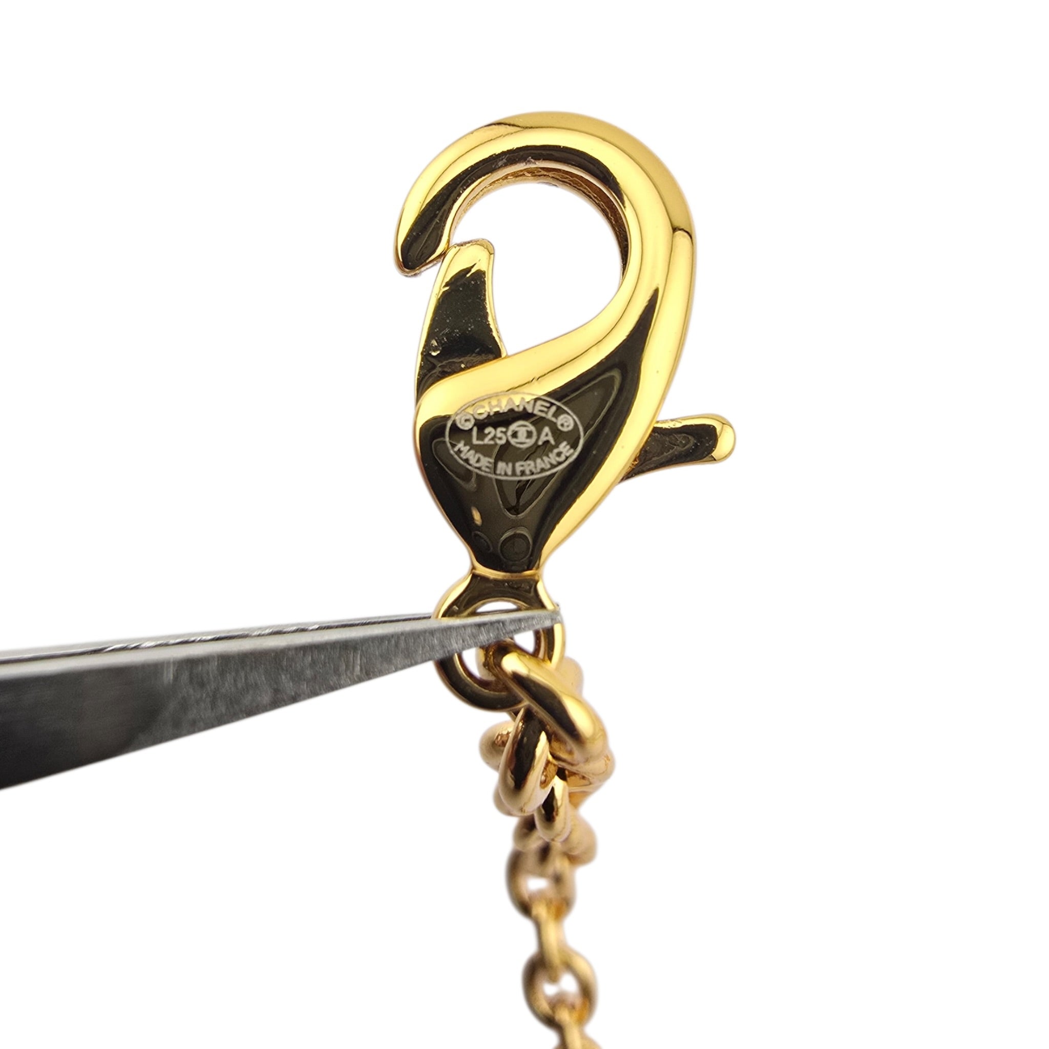 Chanel CC Gold Black Heart Leaf Long Necklace 2025 CHANEL