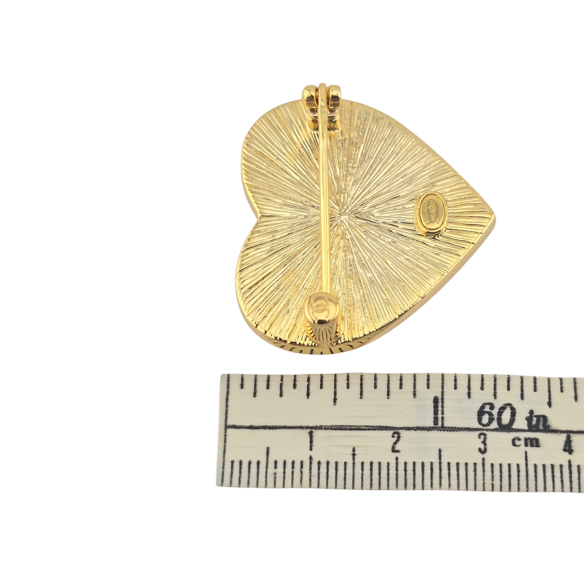 Chanel CC Red Heart Brooch 2026 CHANEL