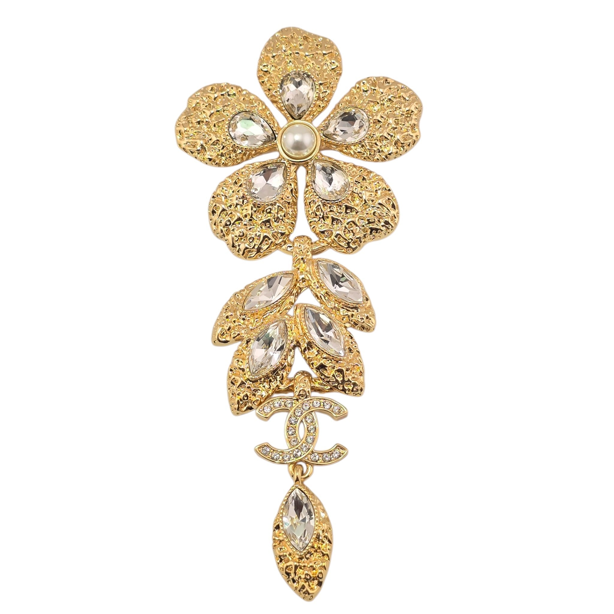 Chanel CC Gold Floral Brooch 26C 2026 CHANEL