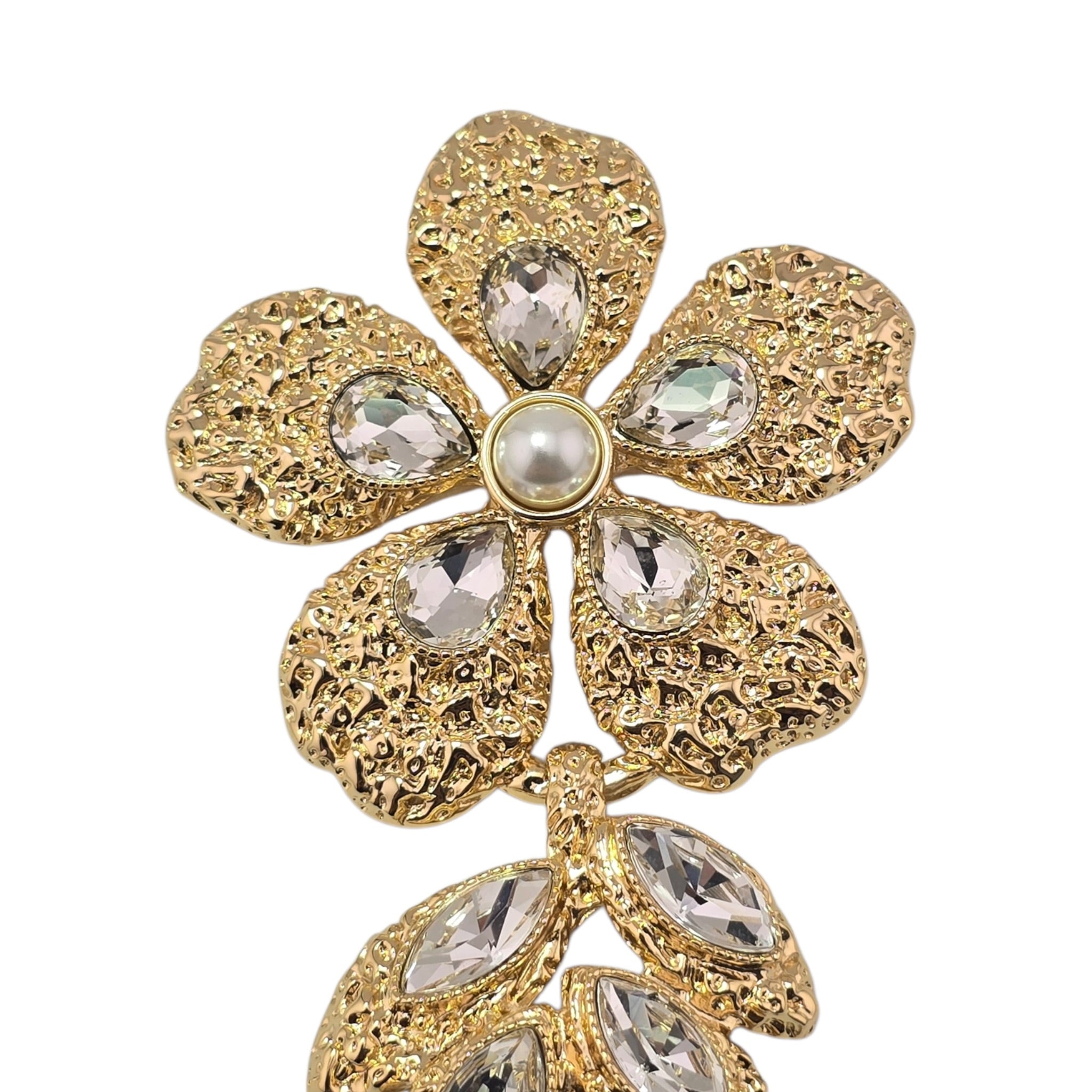 Chanel CC Gold Floral Brooch 26C 2026 CHANEL