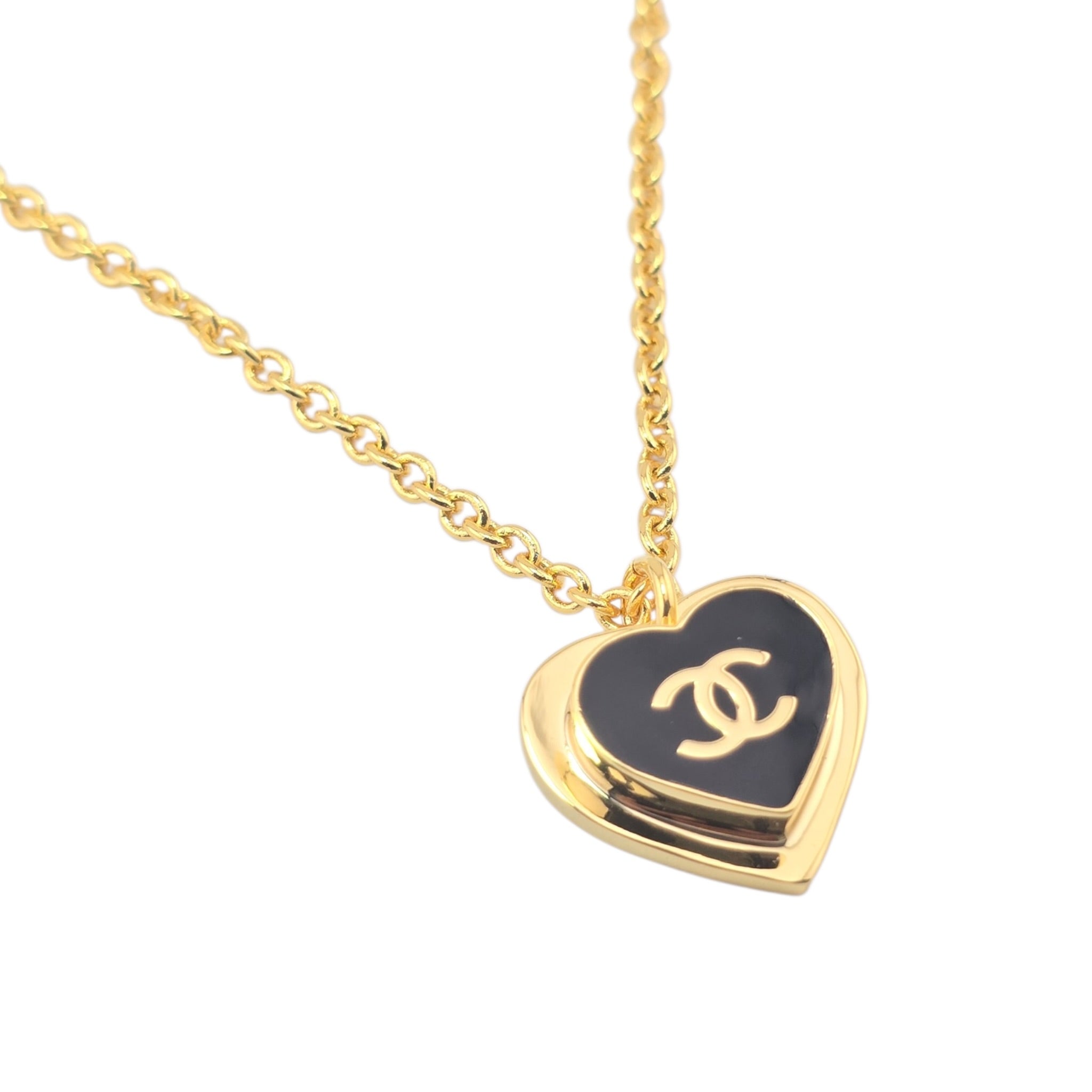 Chanel CC Black Heart Necklace 2026 CHANEL