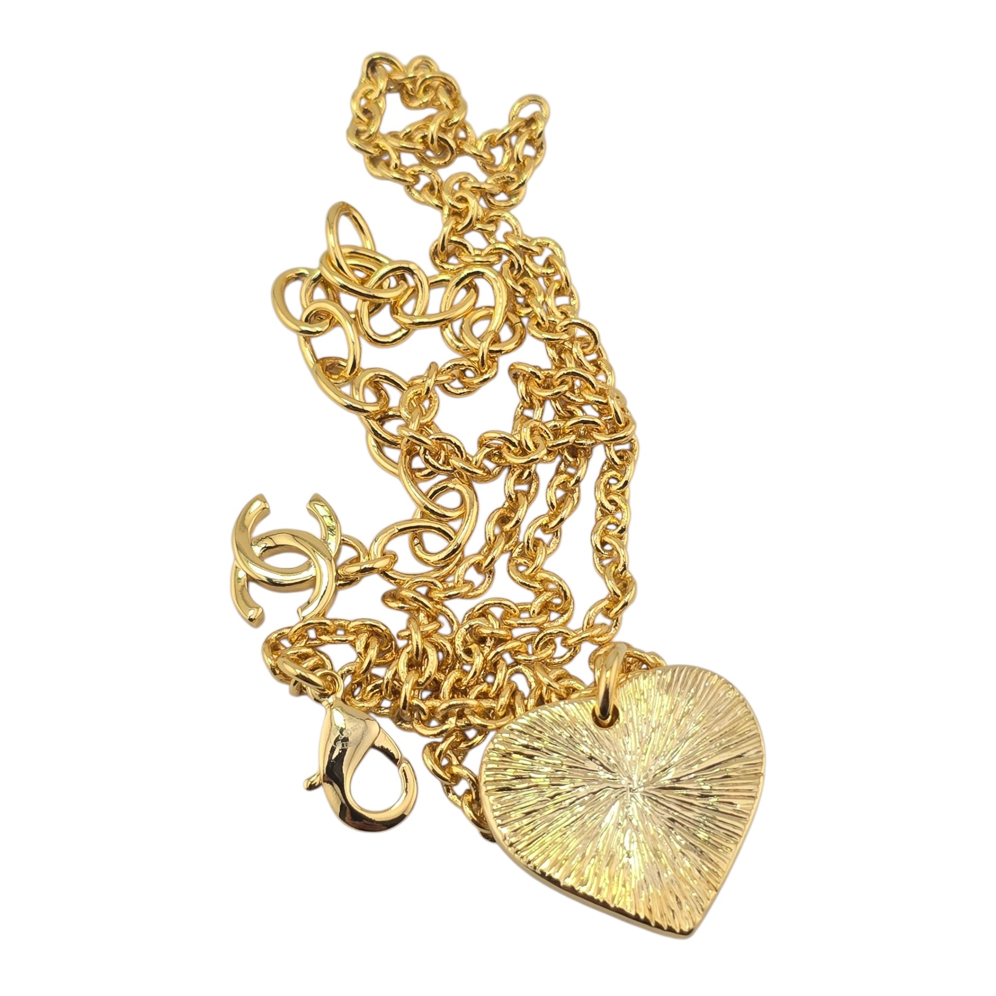 Chanel CC Black Heart Necklace 2026 CHANEL