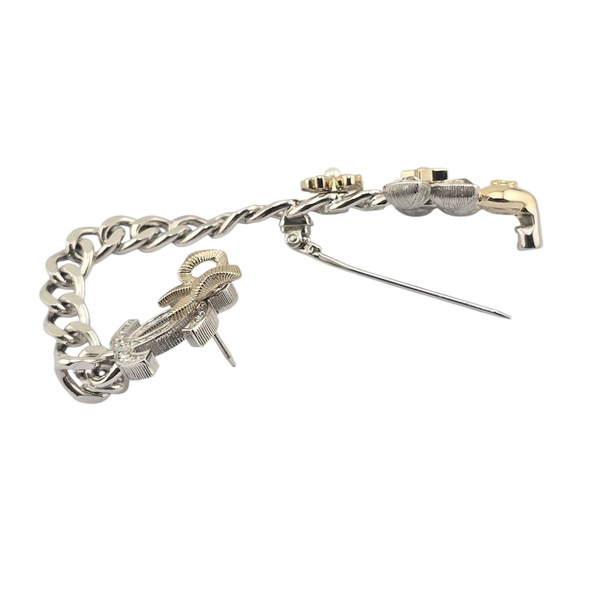 Chanel CC Gold Crystal Leaf Pin Brooch 2024 CHANEL
