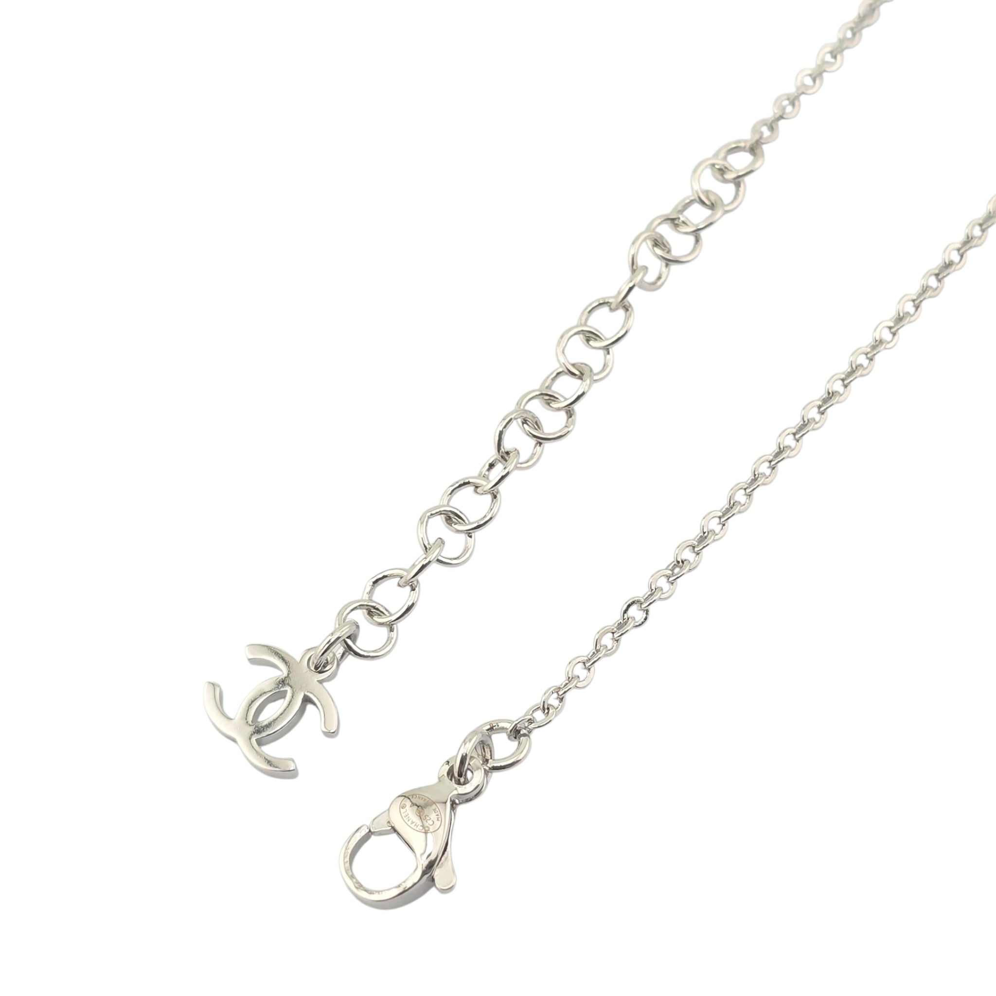 Chanel CC Camellia Black Silver Necklace 2026 CHANEL