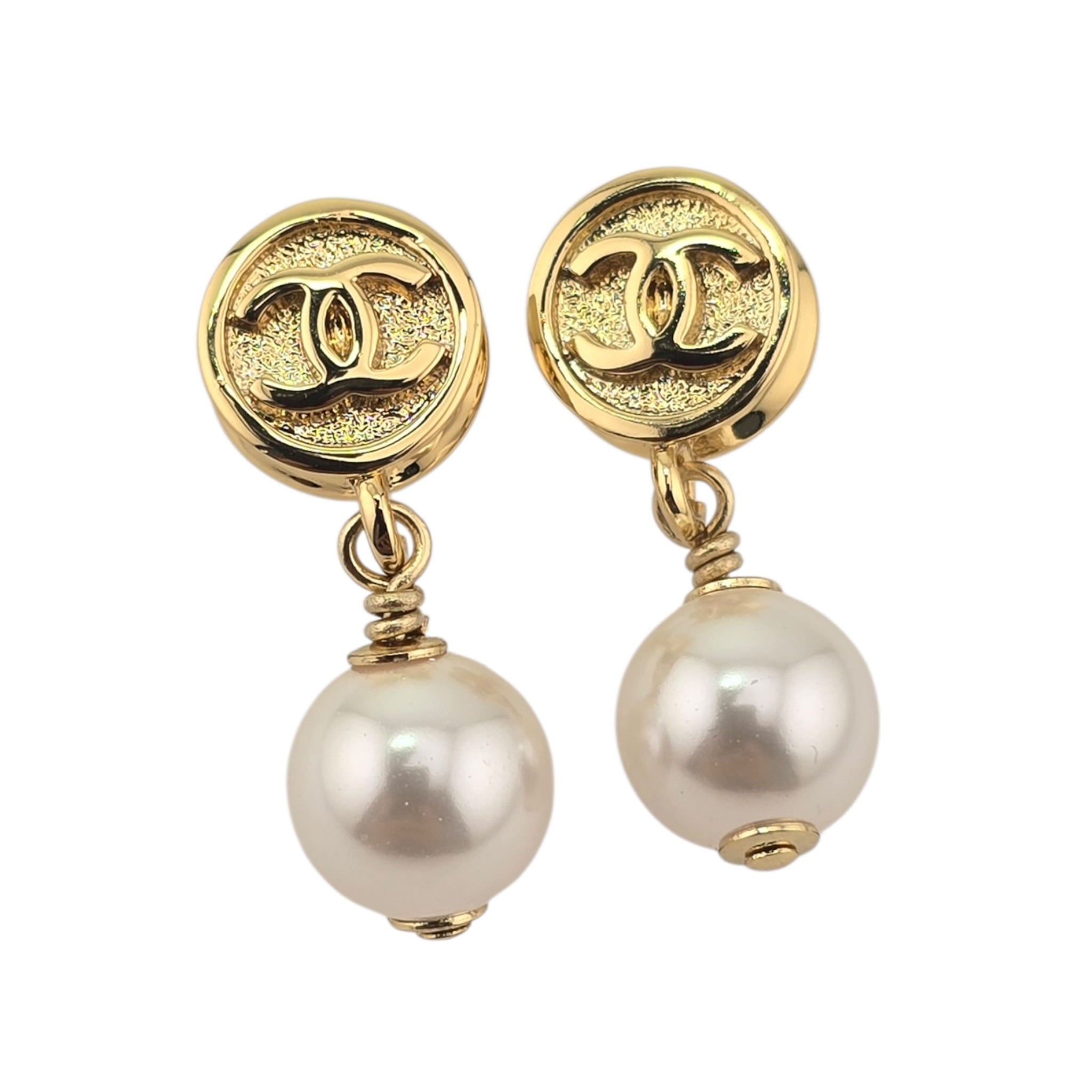 Chanel CC Pearl Drop Earrings Gold White 2026 CHANEL