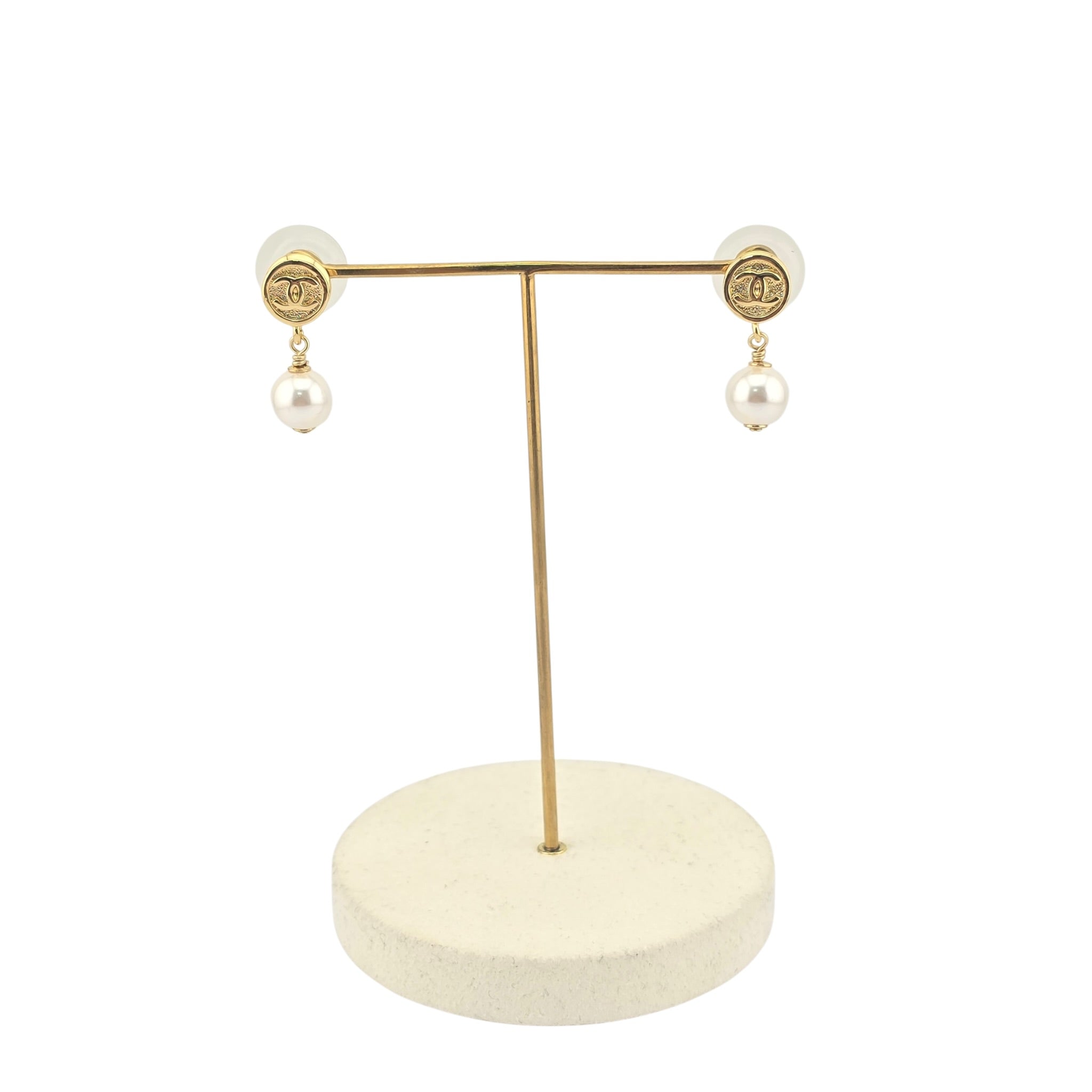Chanel CC Pearl Drop Earrings Gold White 2026 CHANEL
