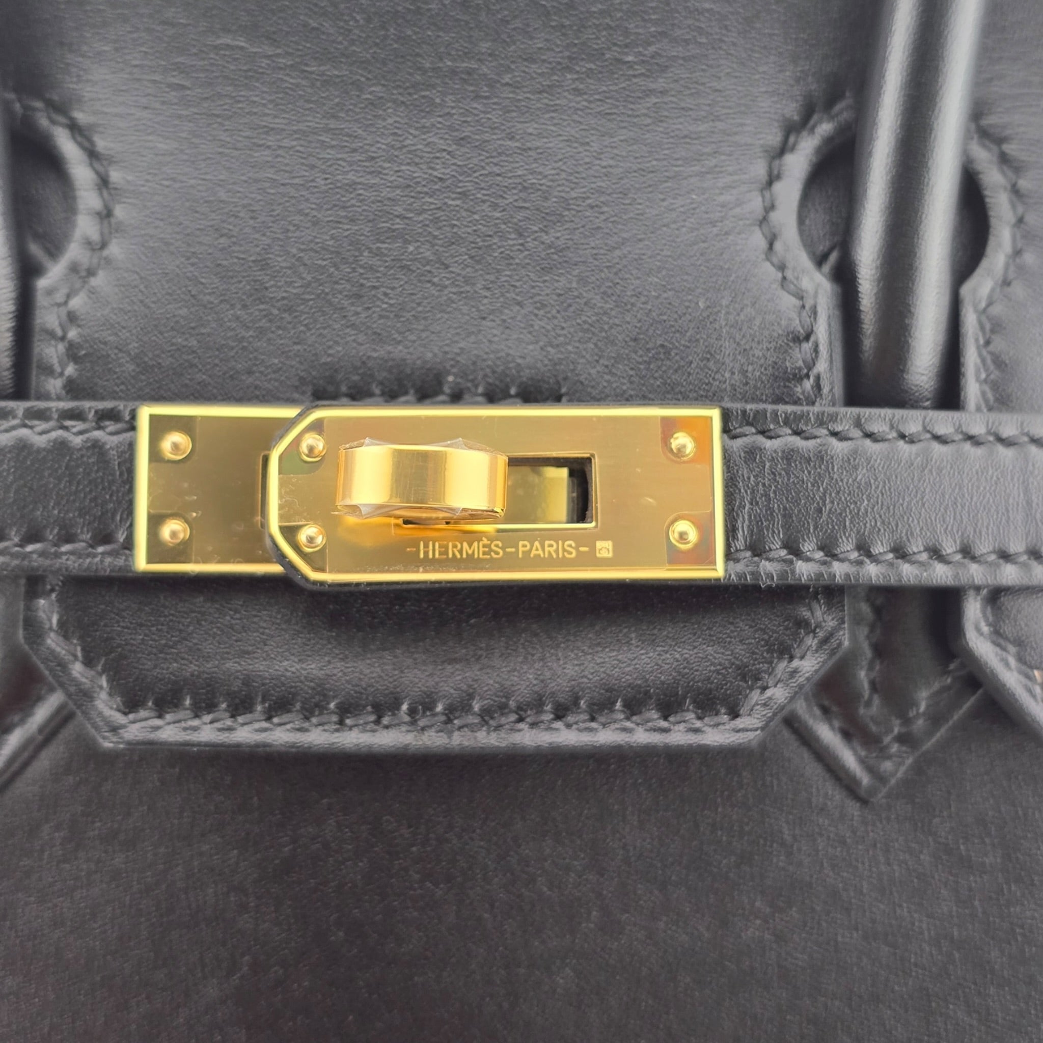 Hermès Birkin 25 Noir Box Leather Gold Hardware HERMES