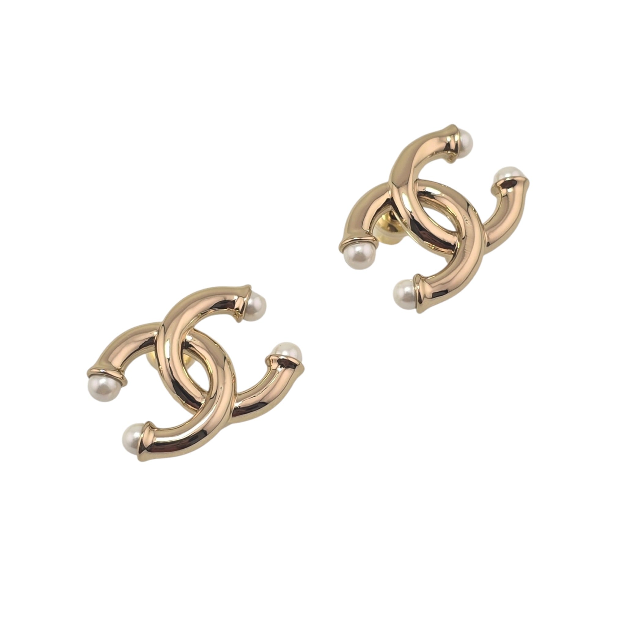 Chanel CC Gold Faux Pearl Stud Earrings 2026 CHANEL