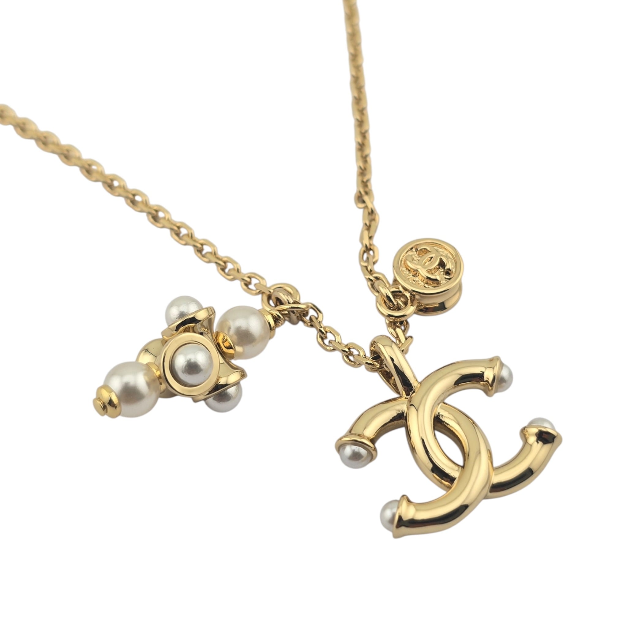 Chanel CC Gold Pendant Faux Pearl Necklace 2026 CHANEL