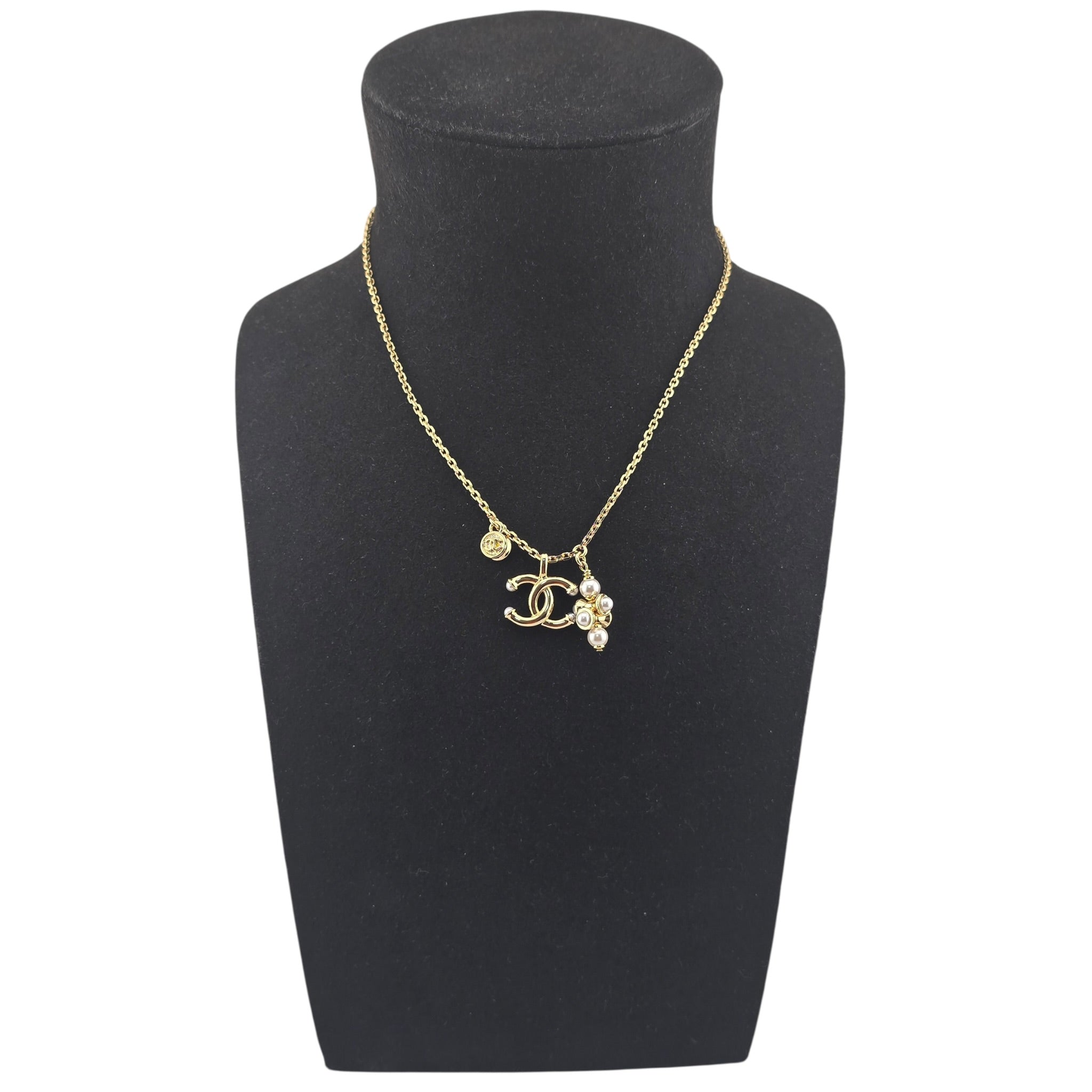 Chanel CC Gold Pendant Faux Pearl Necklace 2026 CHANEL