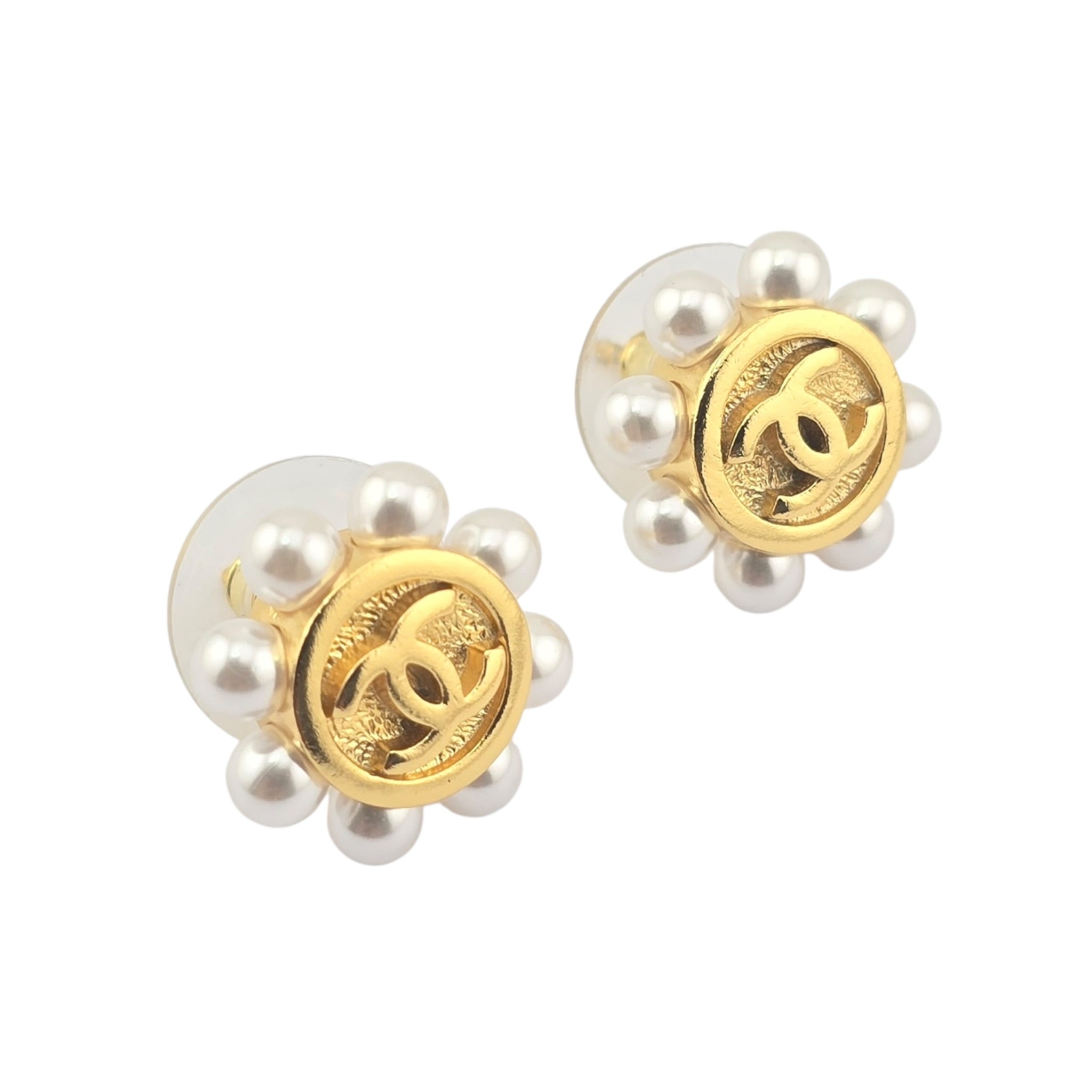 Chanel CC Gold Faux Pearl Round Stud Earrings 2026 CHANEL