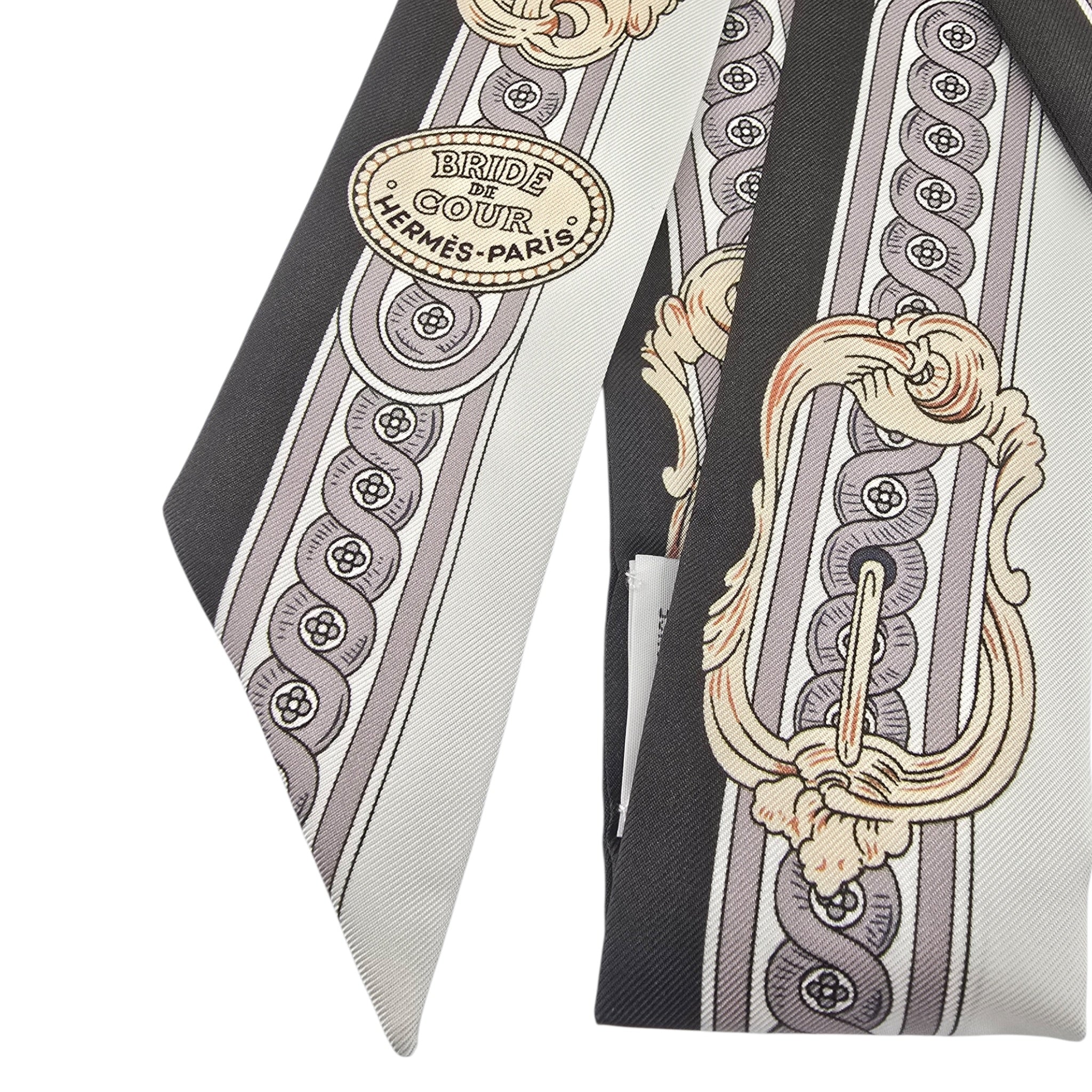 Hermes Silk Twilly Bride De Cour Noir/Blanc/Rose HERMES