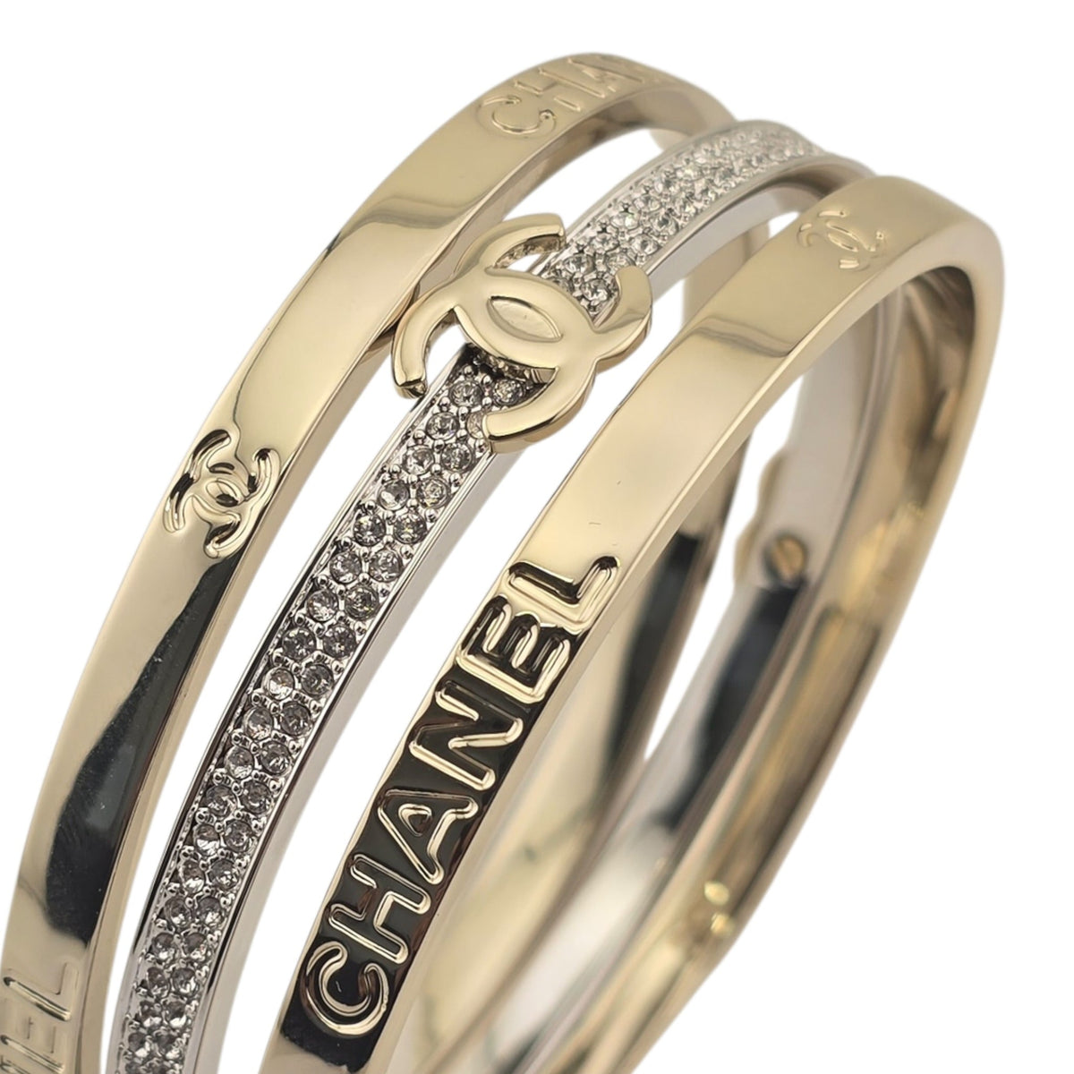 Chanel CC Cuff Bangle Gold Set M 2026 CHANEL