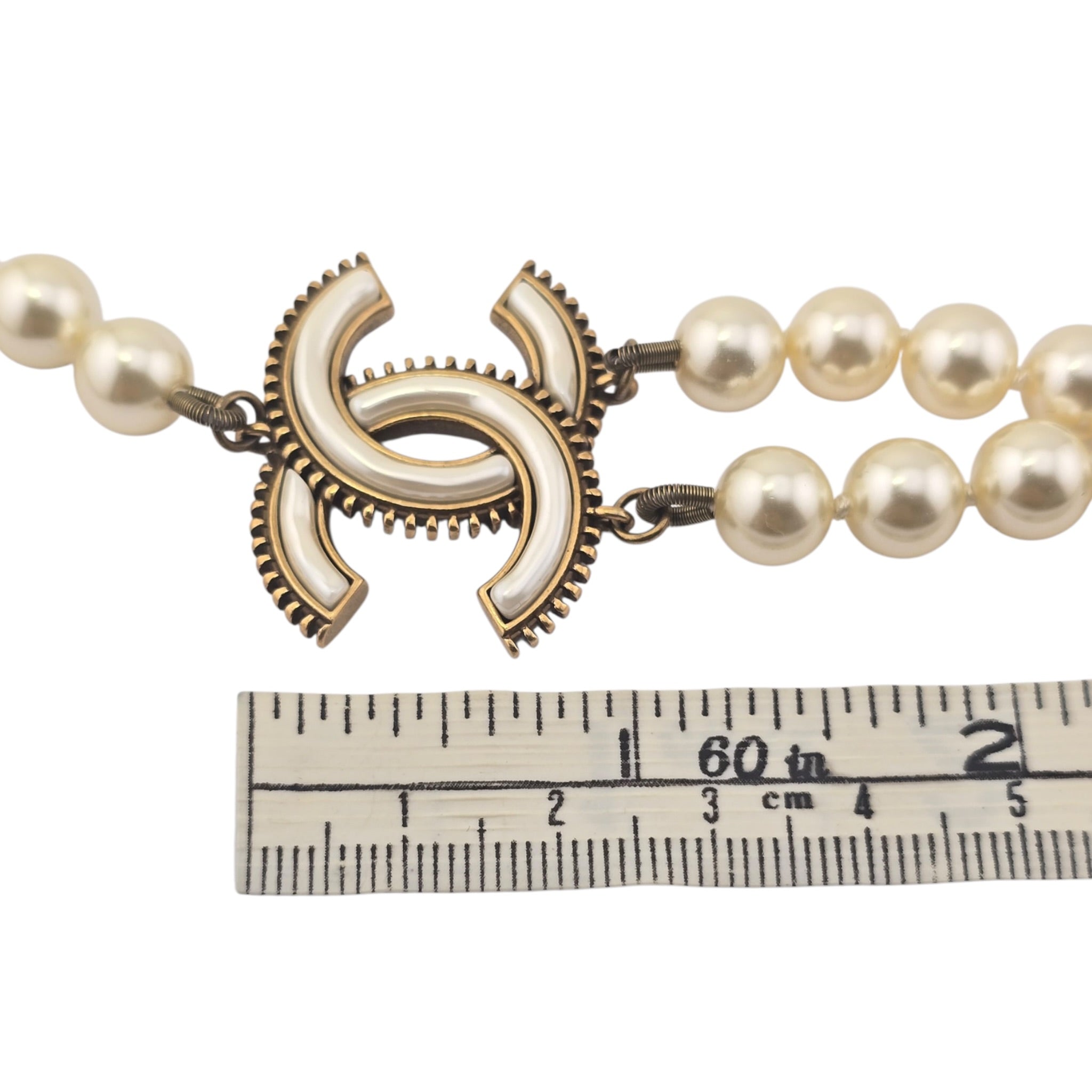 CHANEL CC FAUX PEARL NECKLACE 2025 CHANEL