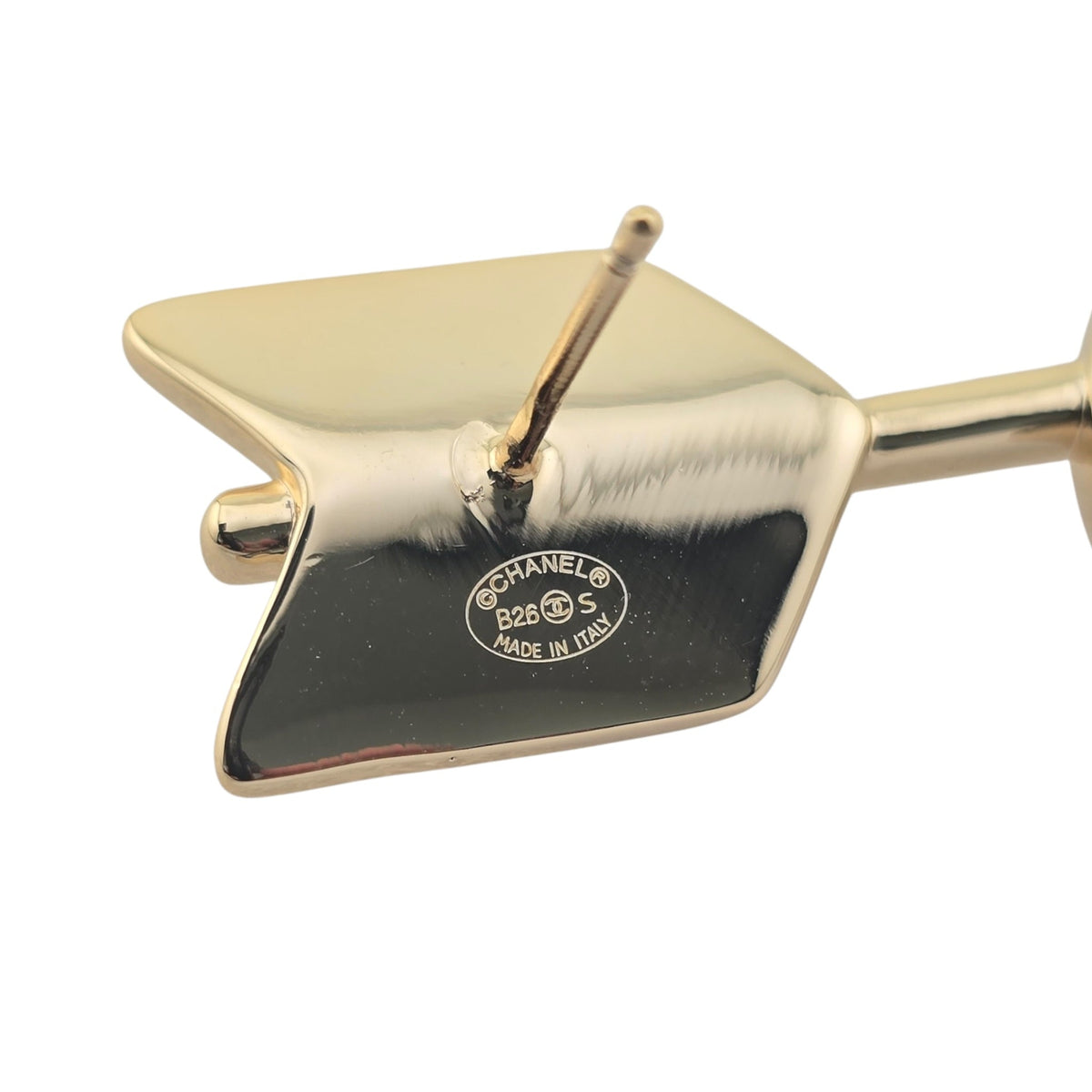 Chanel CC Arrow Large Stud Gold Earrings 2026 SS26 CHANEL