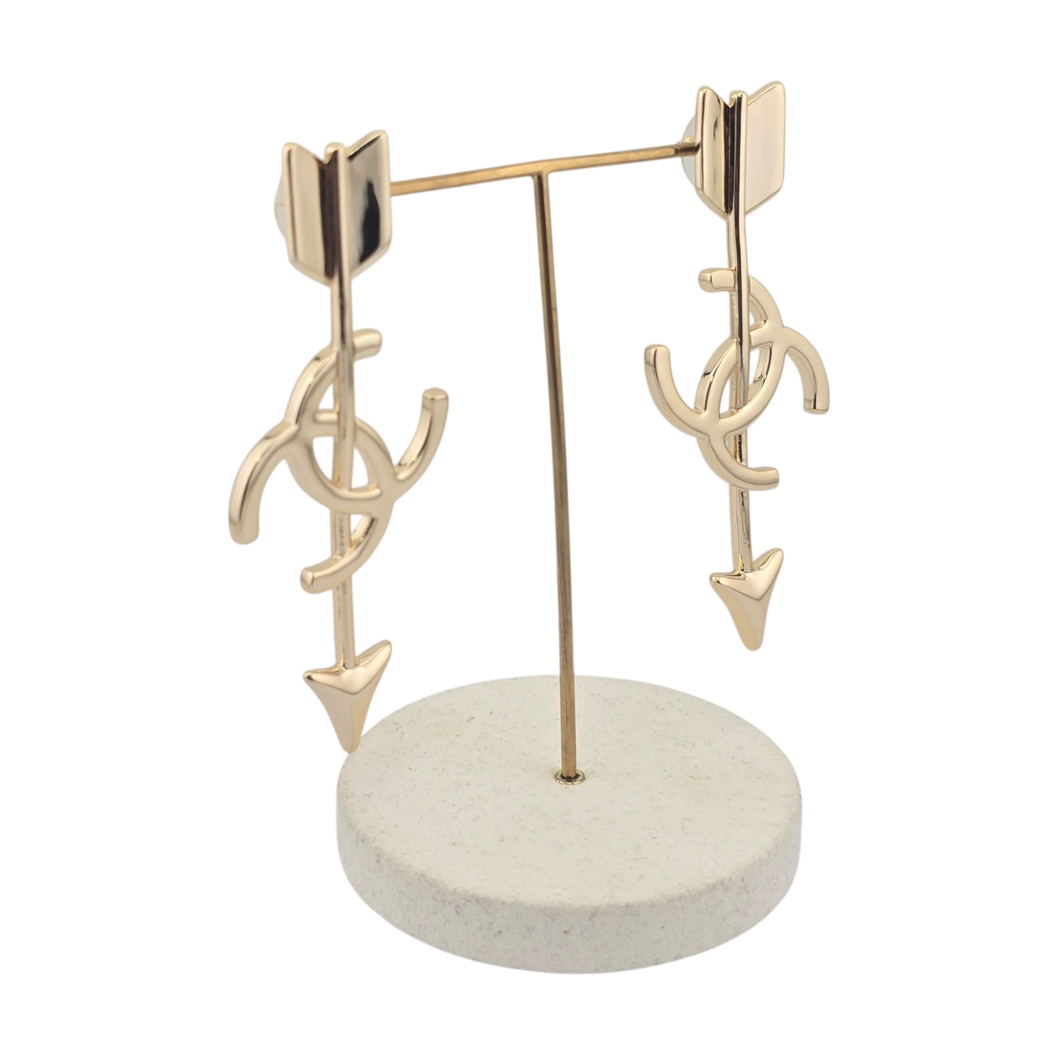 Chanel CC Arrow Large Stud Gold Earrings 2026 SS26