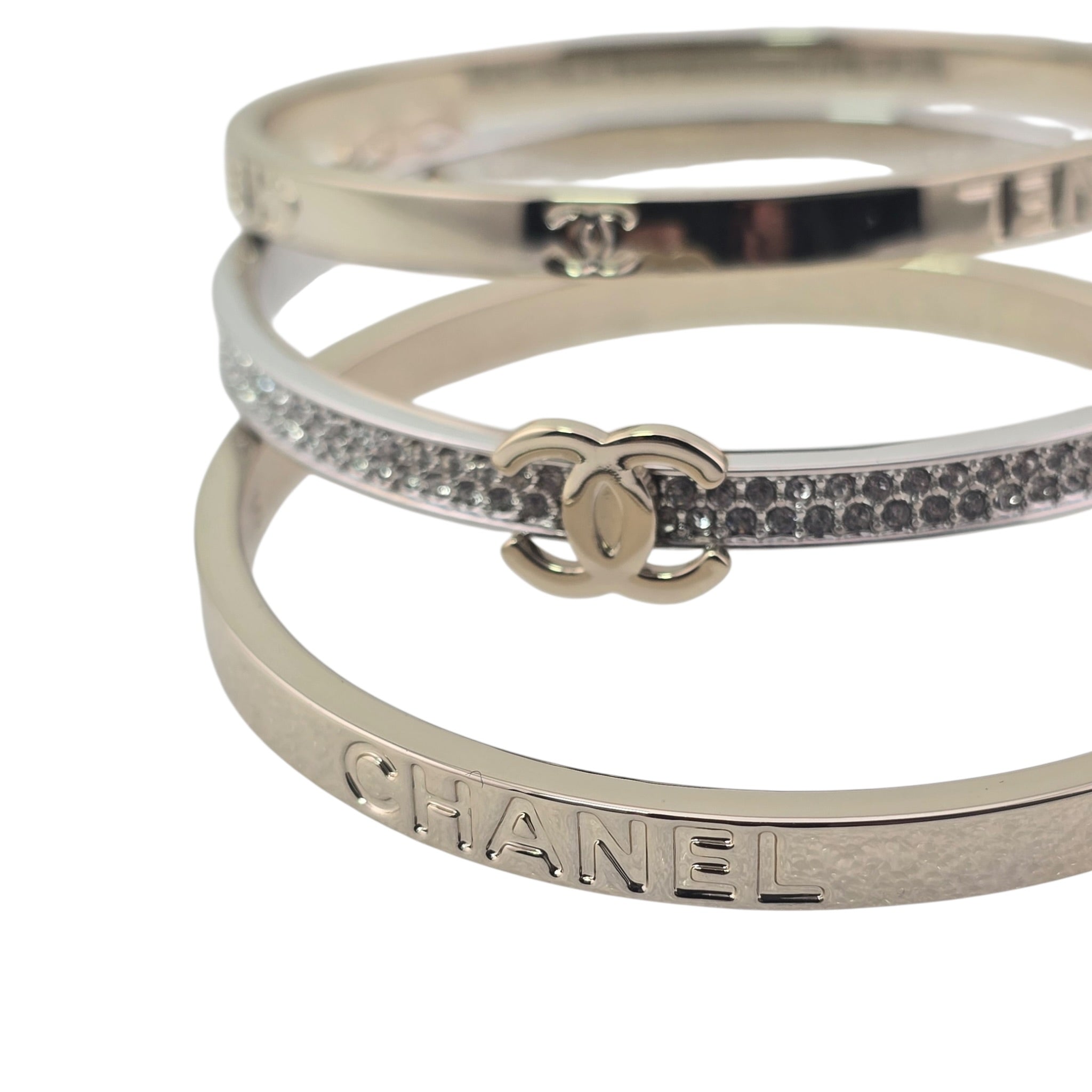 Chanel CC Cuff Bangle Gold Set S 2026 CHANEL