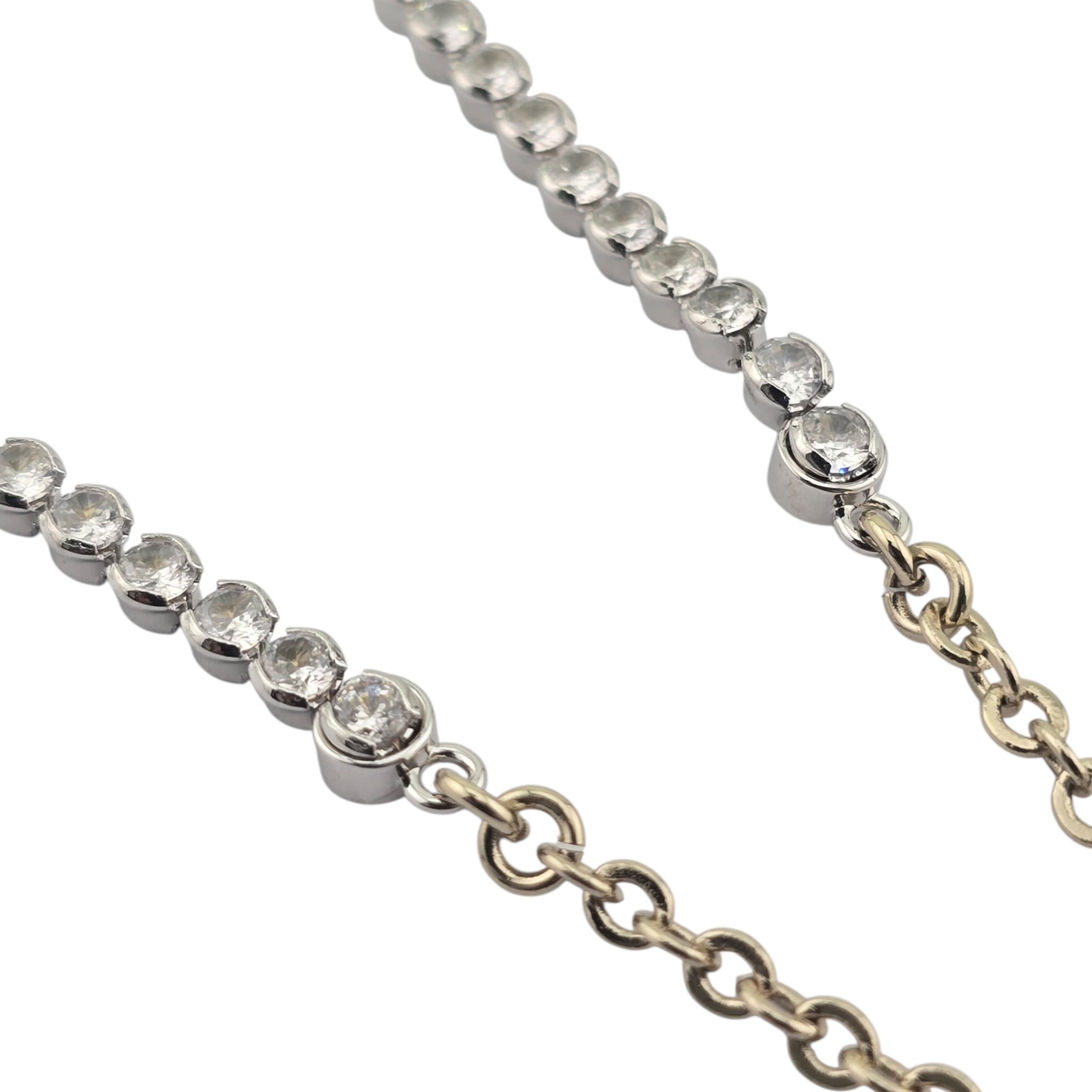 Chanel CC Gold Bow Crystal Necklace 2025 CHANEL