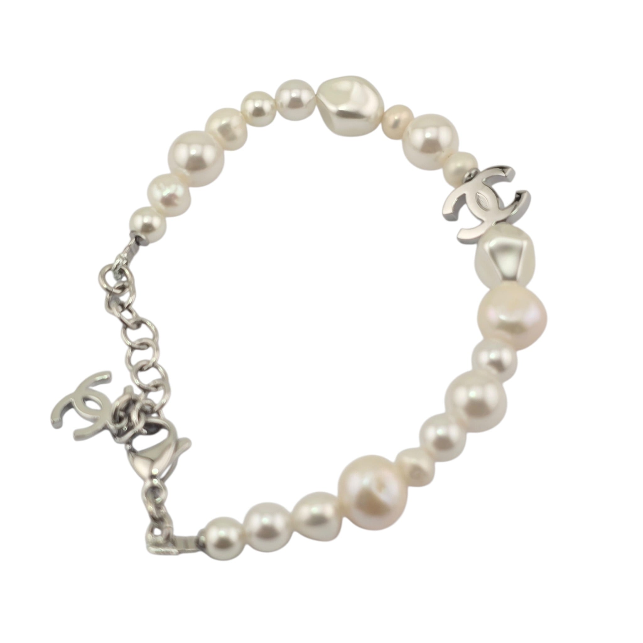 Chanel CC Faux Pearl Silver Bracelet 2026 CHANEL