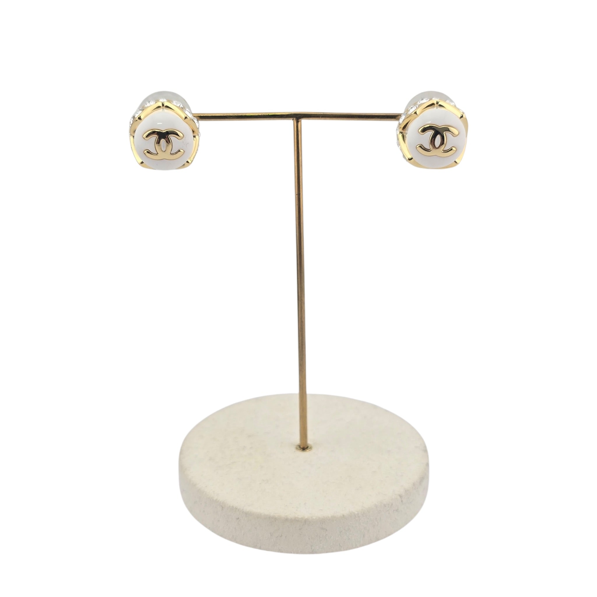 Chanel CC White Gold Enamel Round Earrings 2026 CHANEL