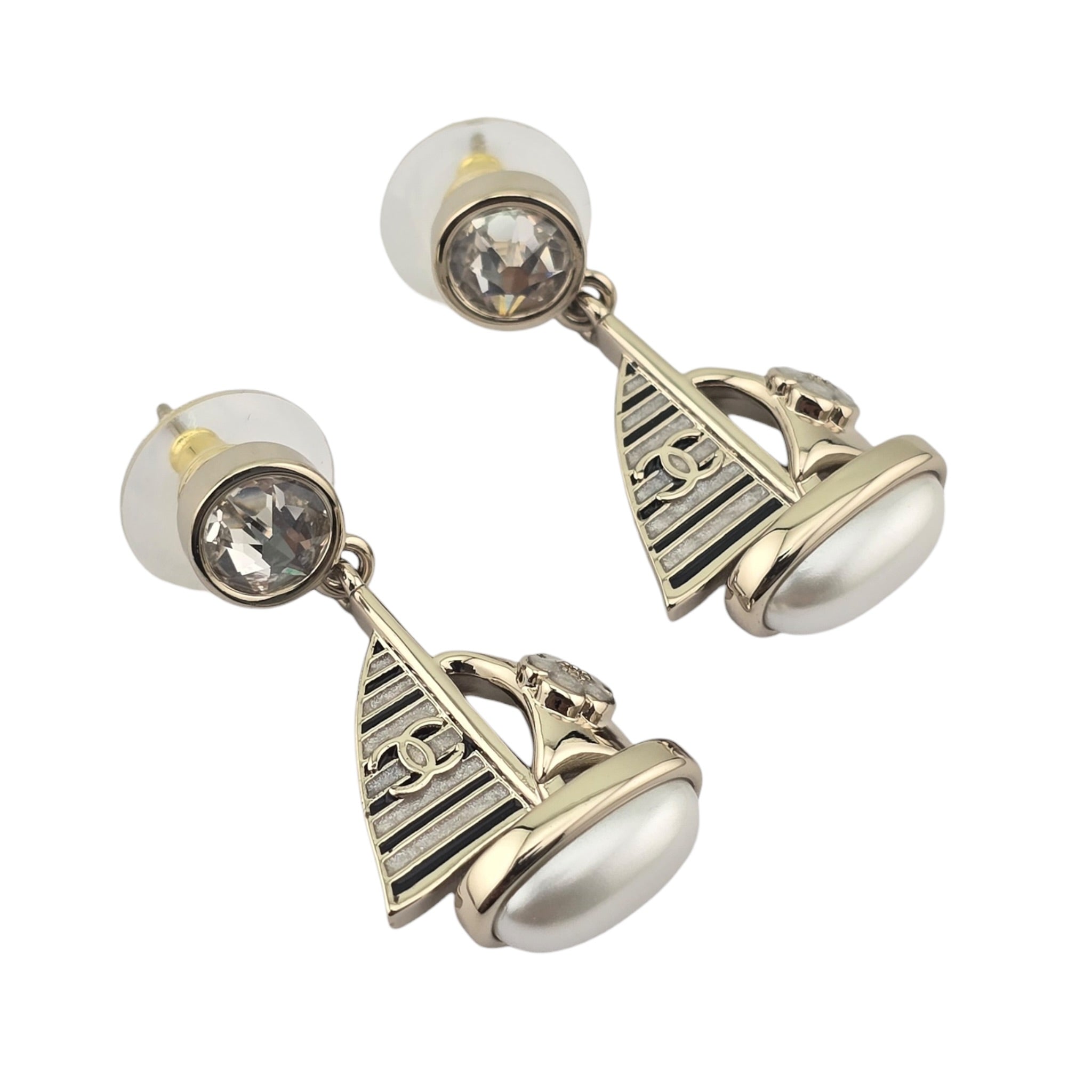 Chanel CC Sail Pendant Earrings 2026 CHANEL