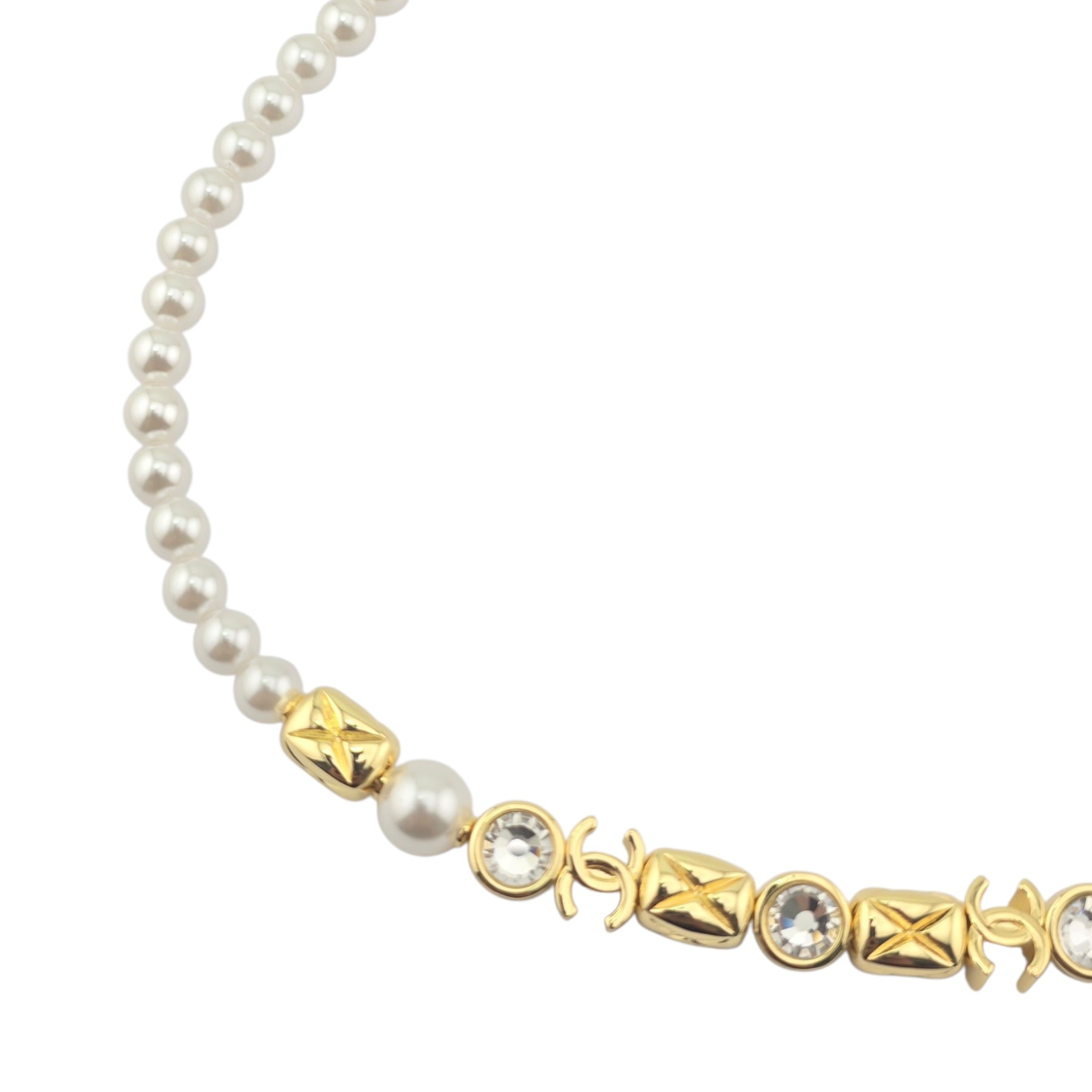 Chanel CC Faux Pearl Gold Necklace 2026 CHANEL