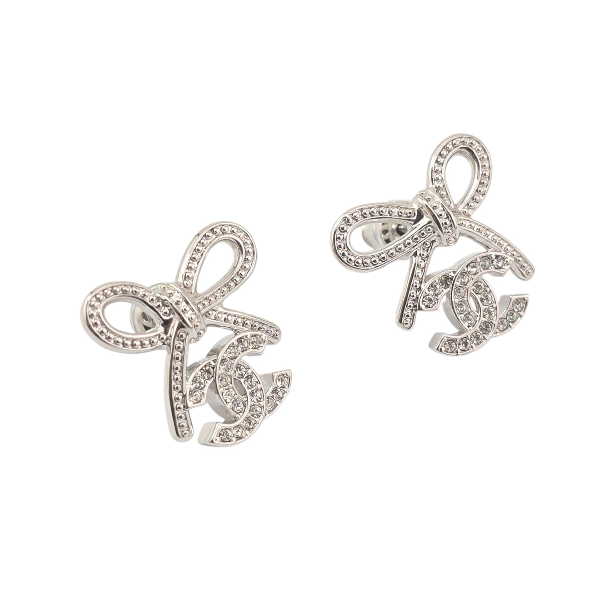 Chanel CC Pendant Silver Bow Earrings 2025 BIJOUX HEAVEN
