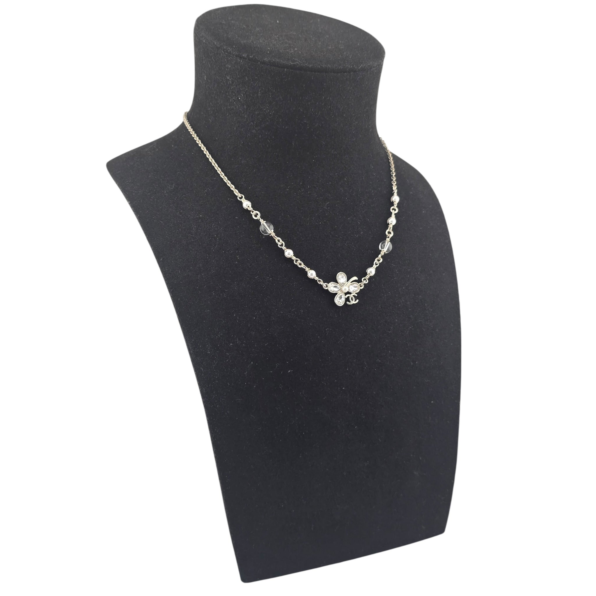 Chanel CC Flower Pendant Gold Necklace 2026 CHANEL