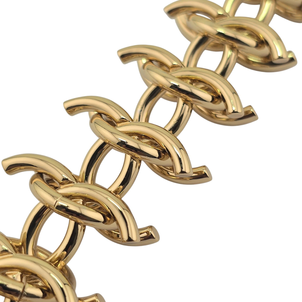 Chanel CC Gold Chunky Bracelet 2026 CHANEL