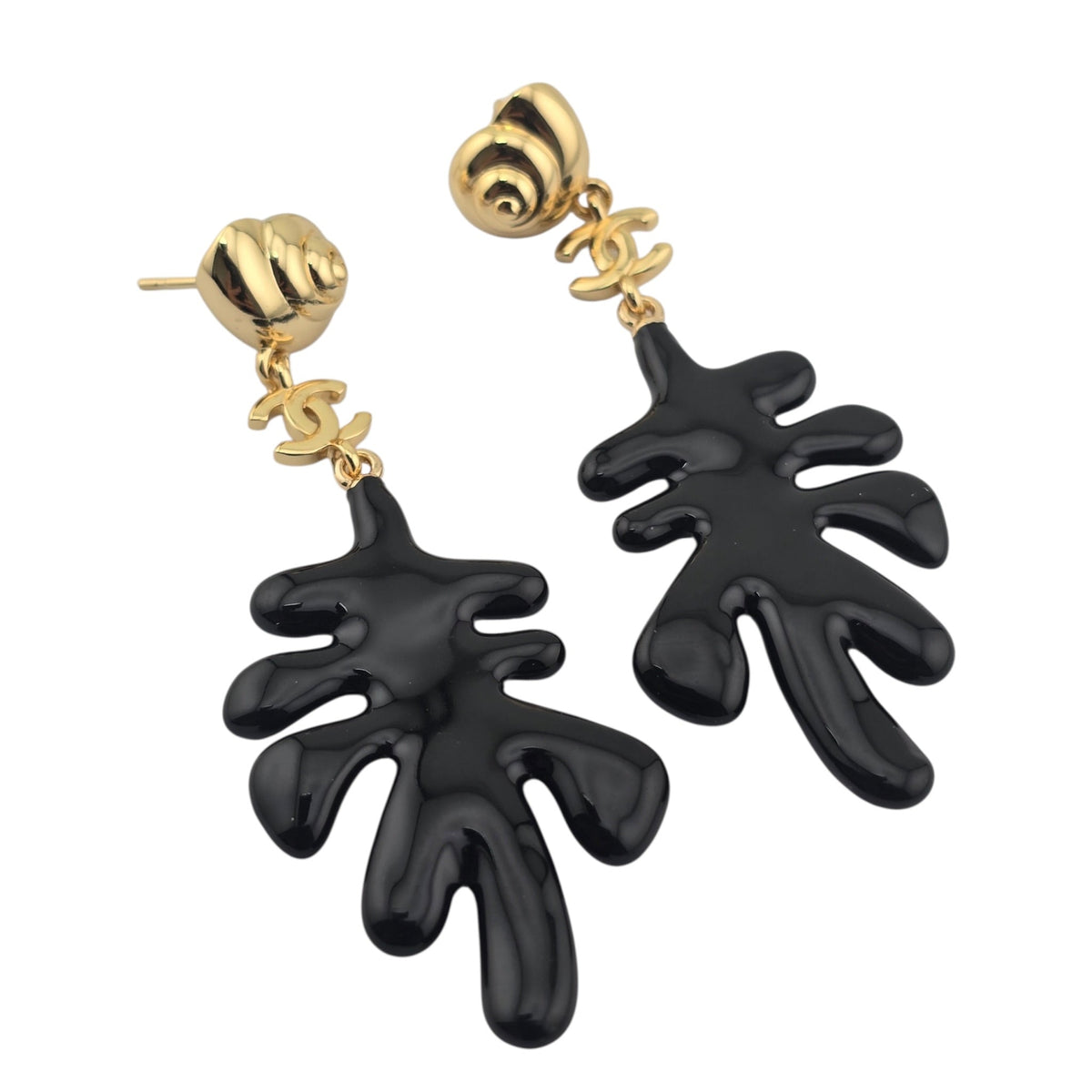 Chanel CC Black Coral Pendant Earrings 2026 CHANEL