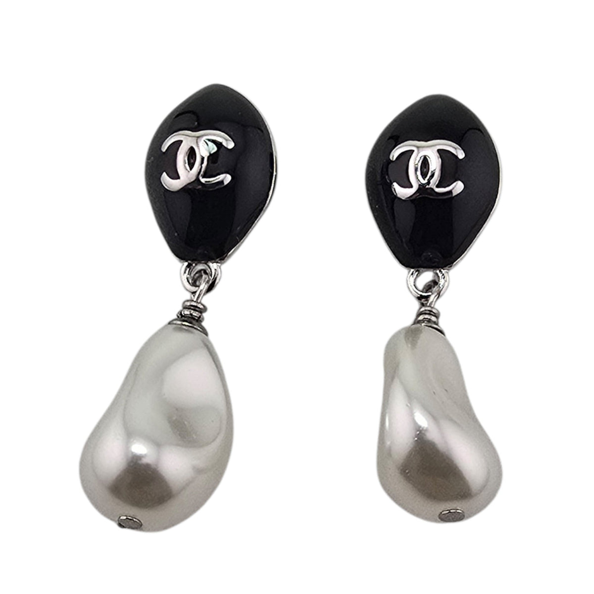 Chanel CC Black Silver Drop Earrings 2026 CHANEL