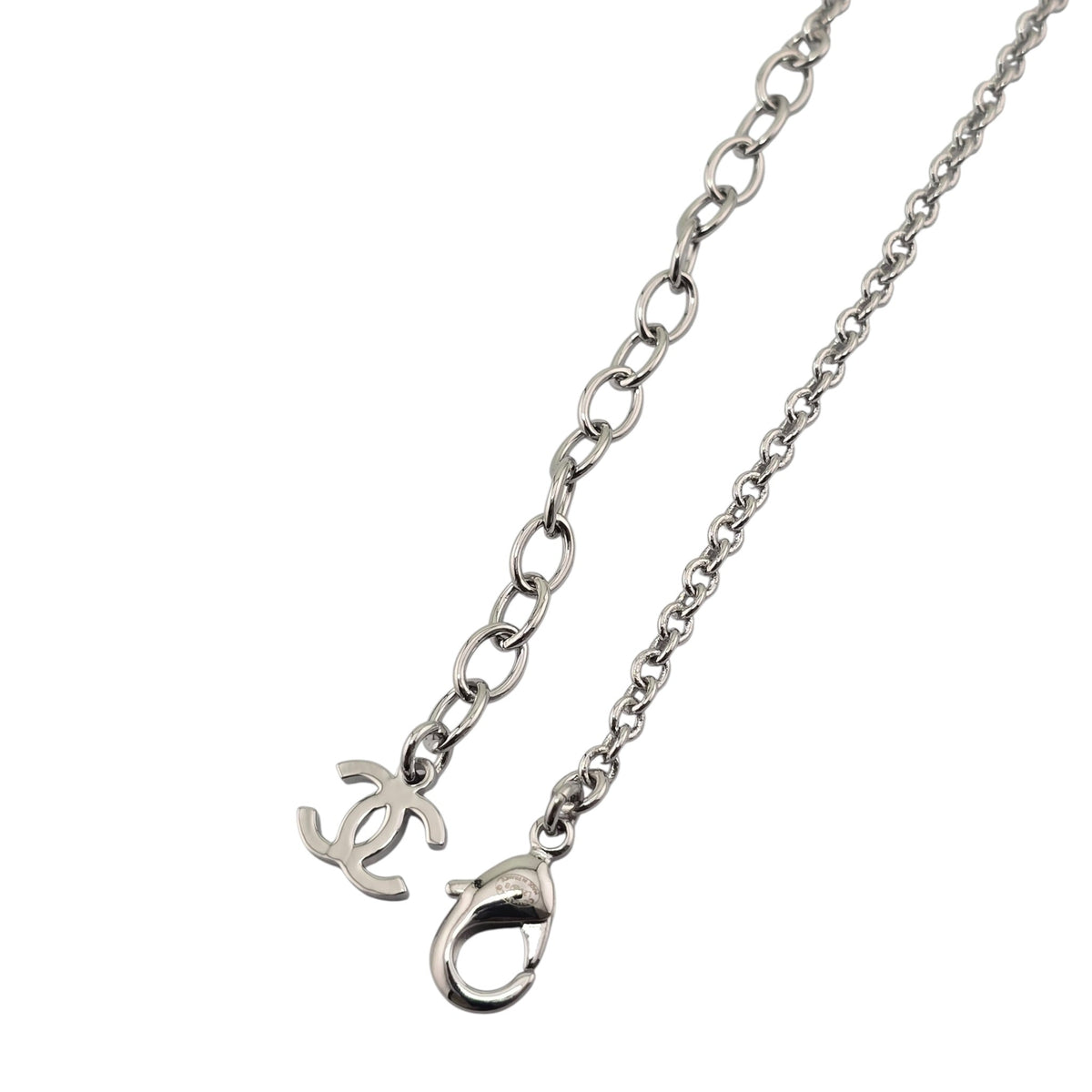 Chanel CC Silver White Star Necklace 2026 CHANEL