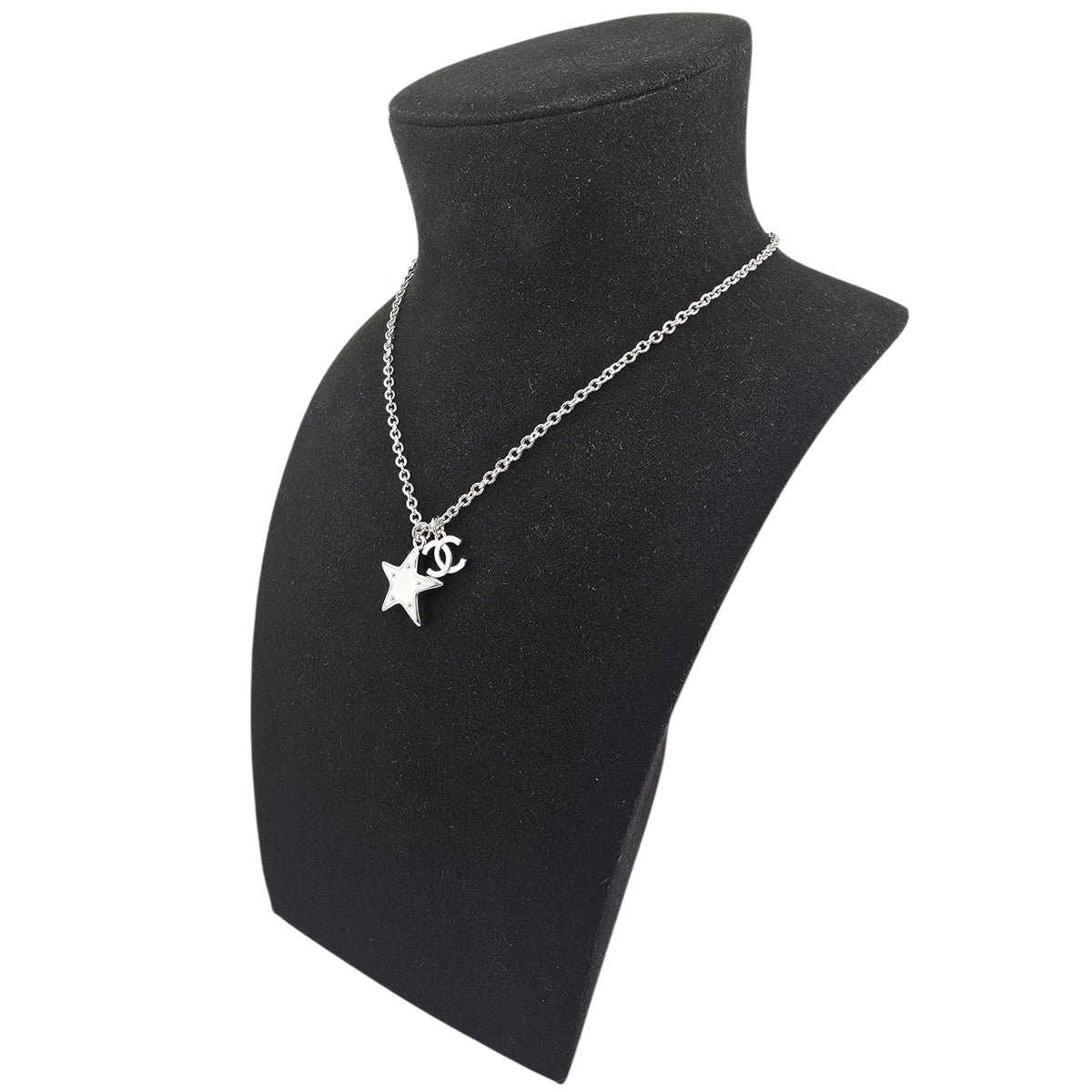 Chanel CC Silver White Star Necklace 2026 CHANEL
