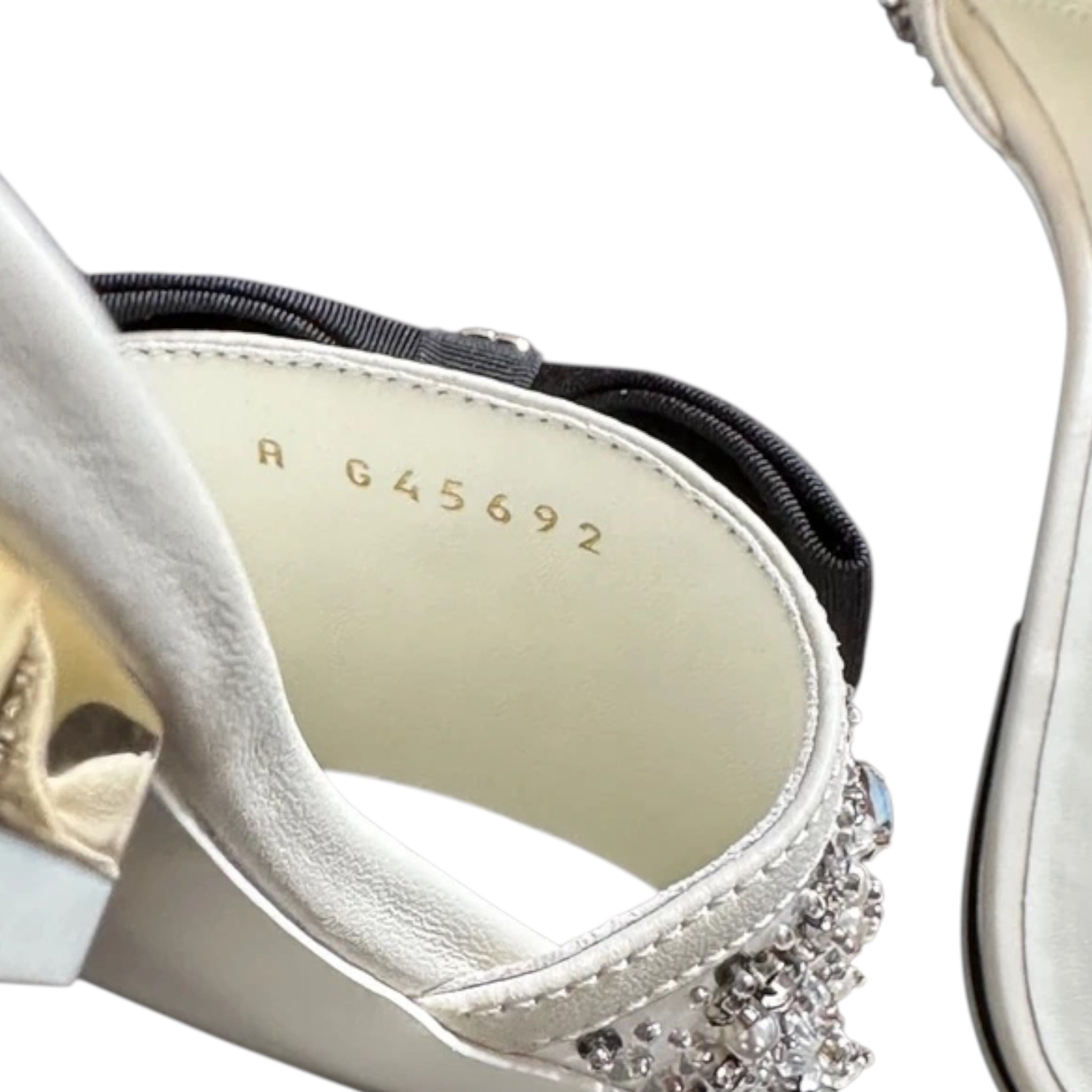 Chanel CC White Sandals 39 CHANEL