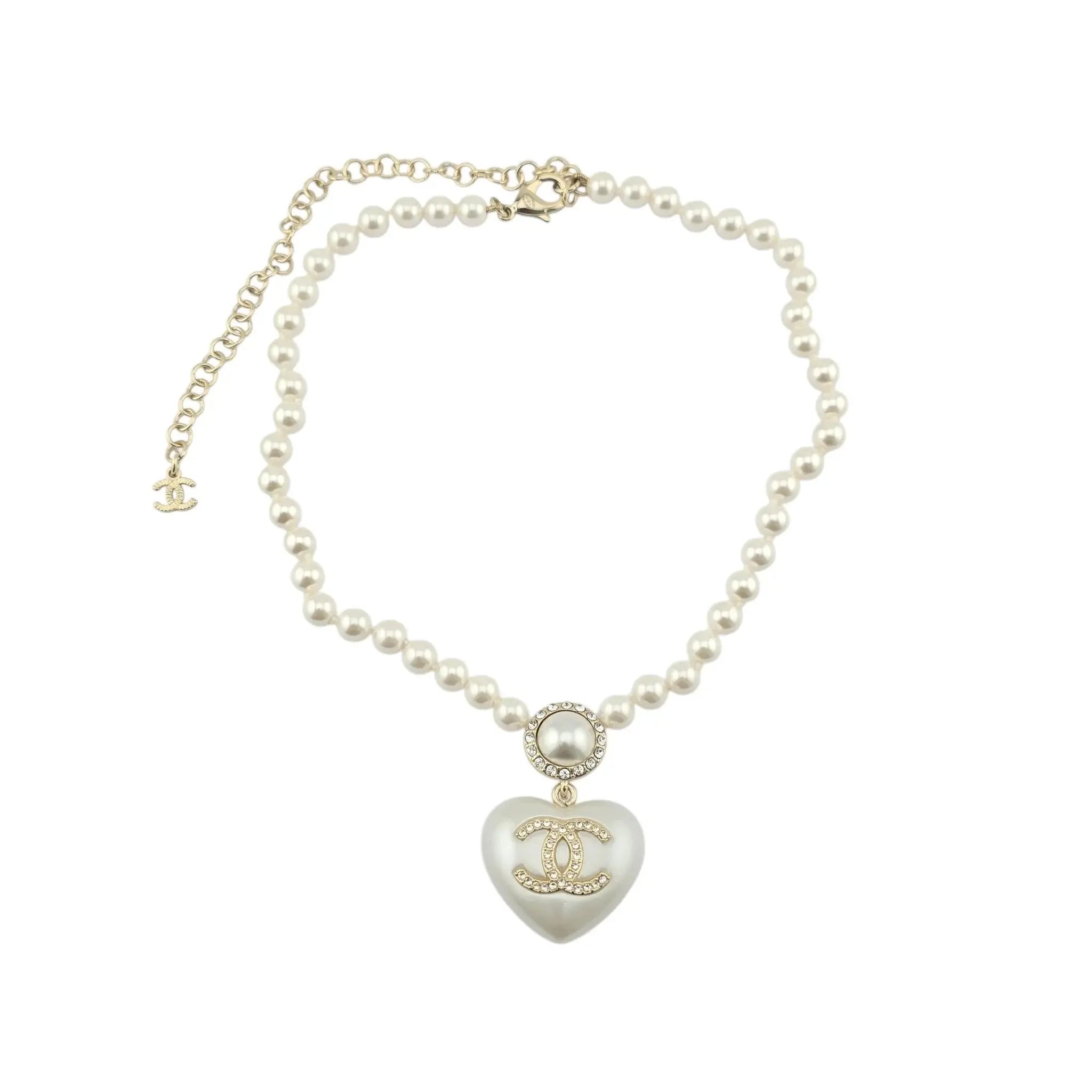 Chanel CC Pearl Crystal Heart Gold Short Necklace A21 CHANEL